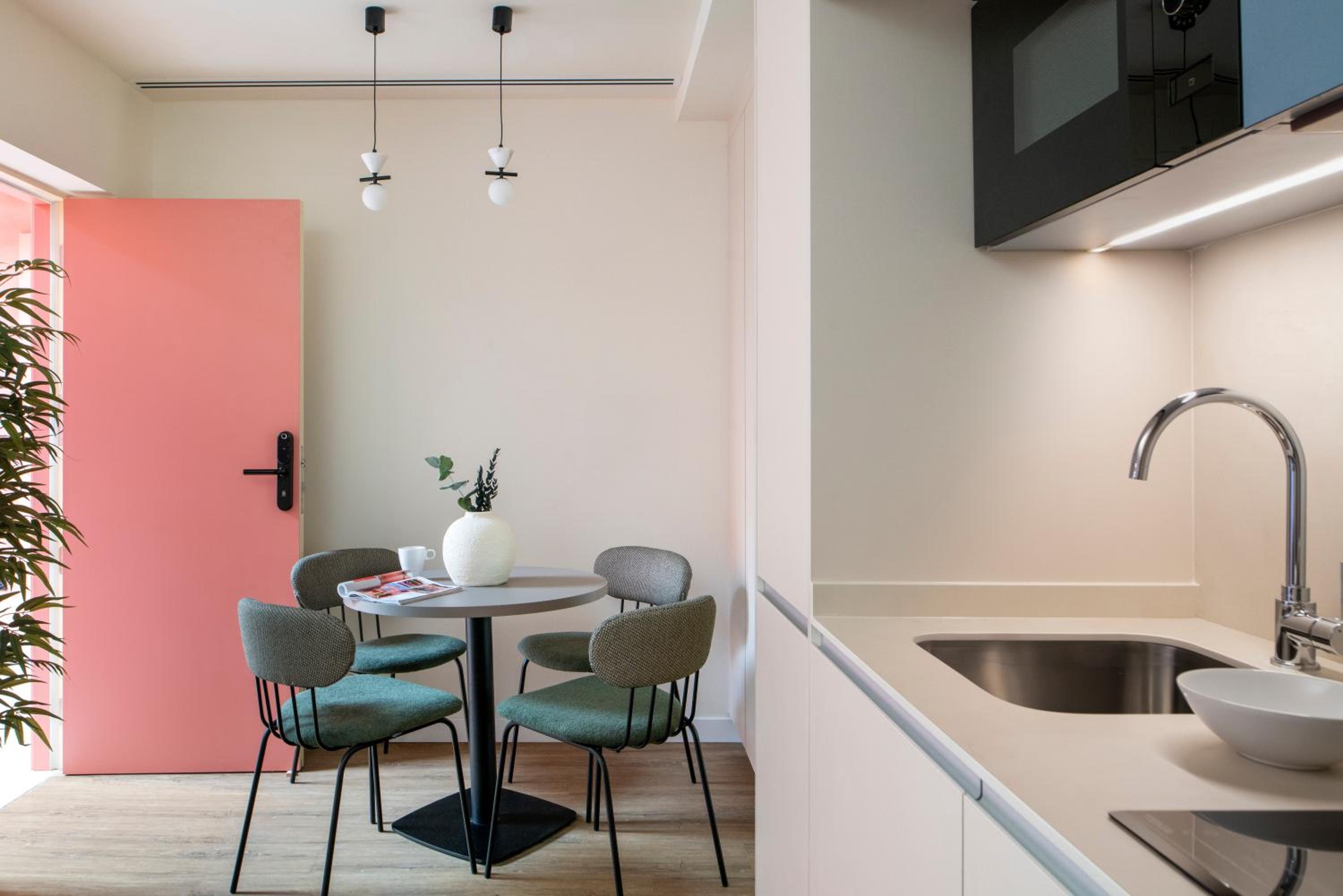 Magno Apartments Clavellinas