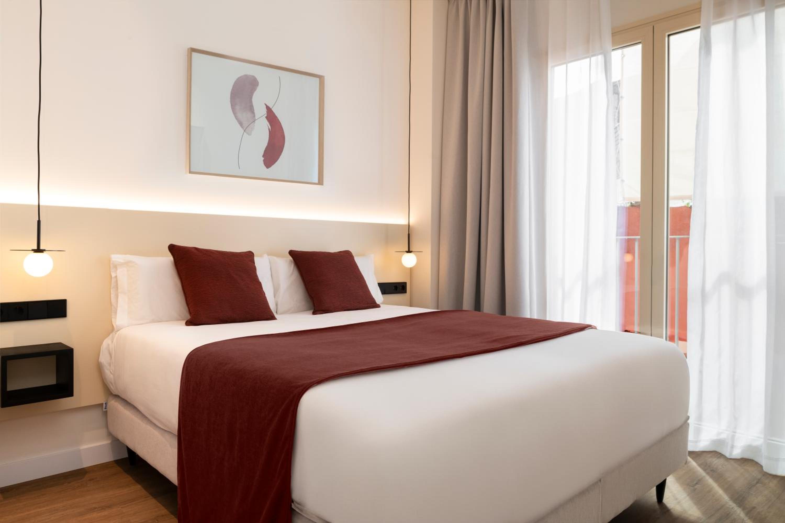 Magno Apartments Clavellinas