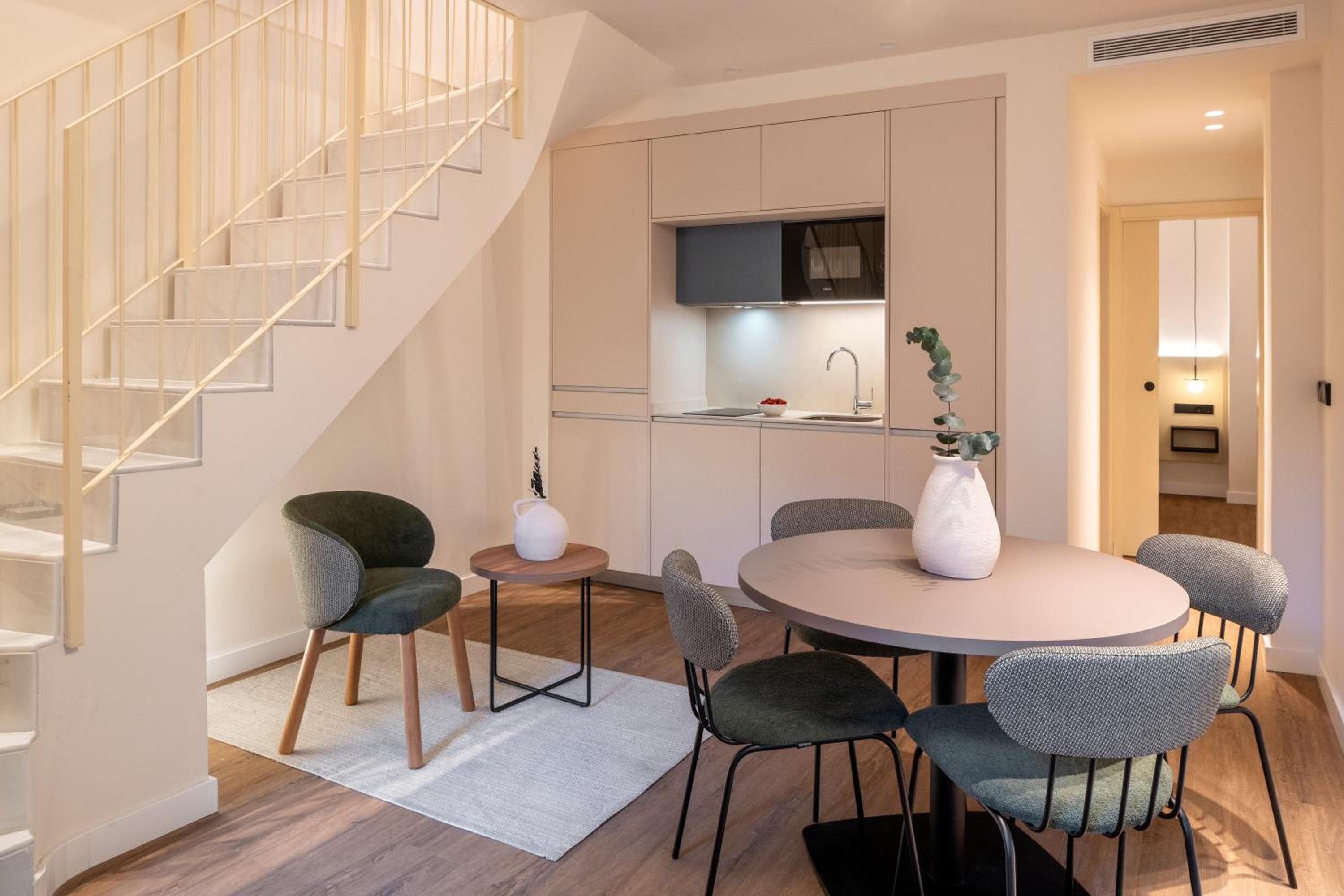 Magno Apartments Clavellinas