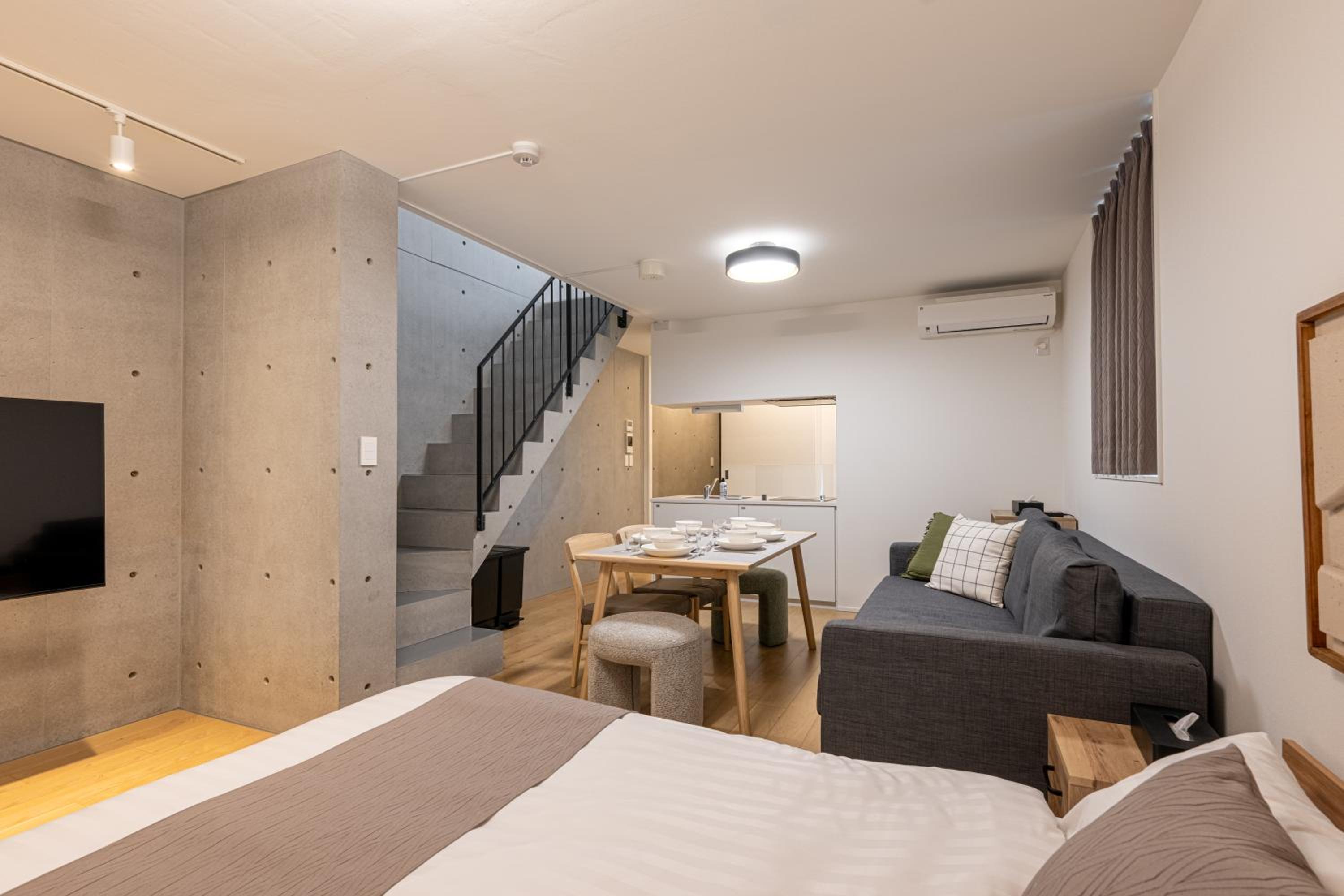 TOKYO SHIBA Retreat 3427