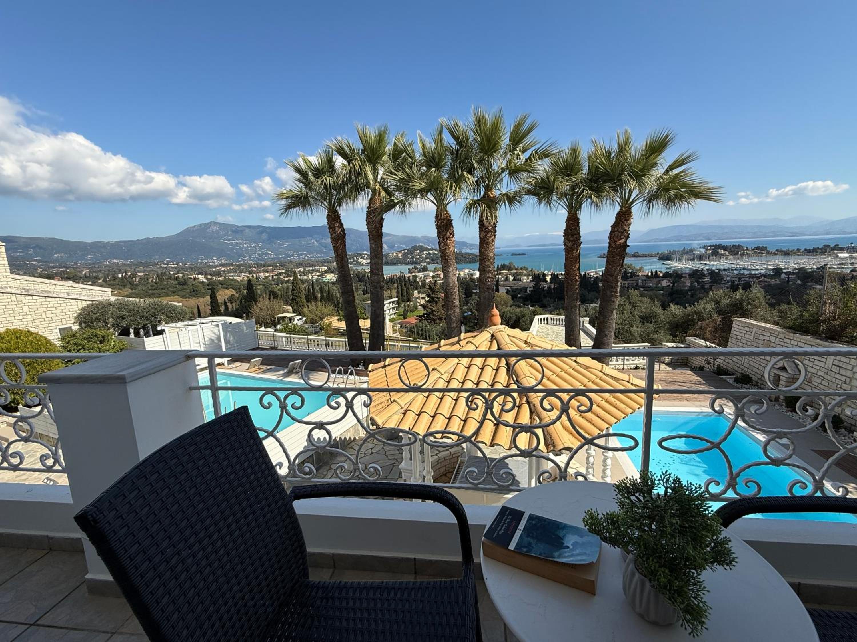 Villa La Vista Residence - Exclusive Sea View Villa with 2 private pools