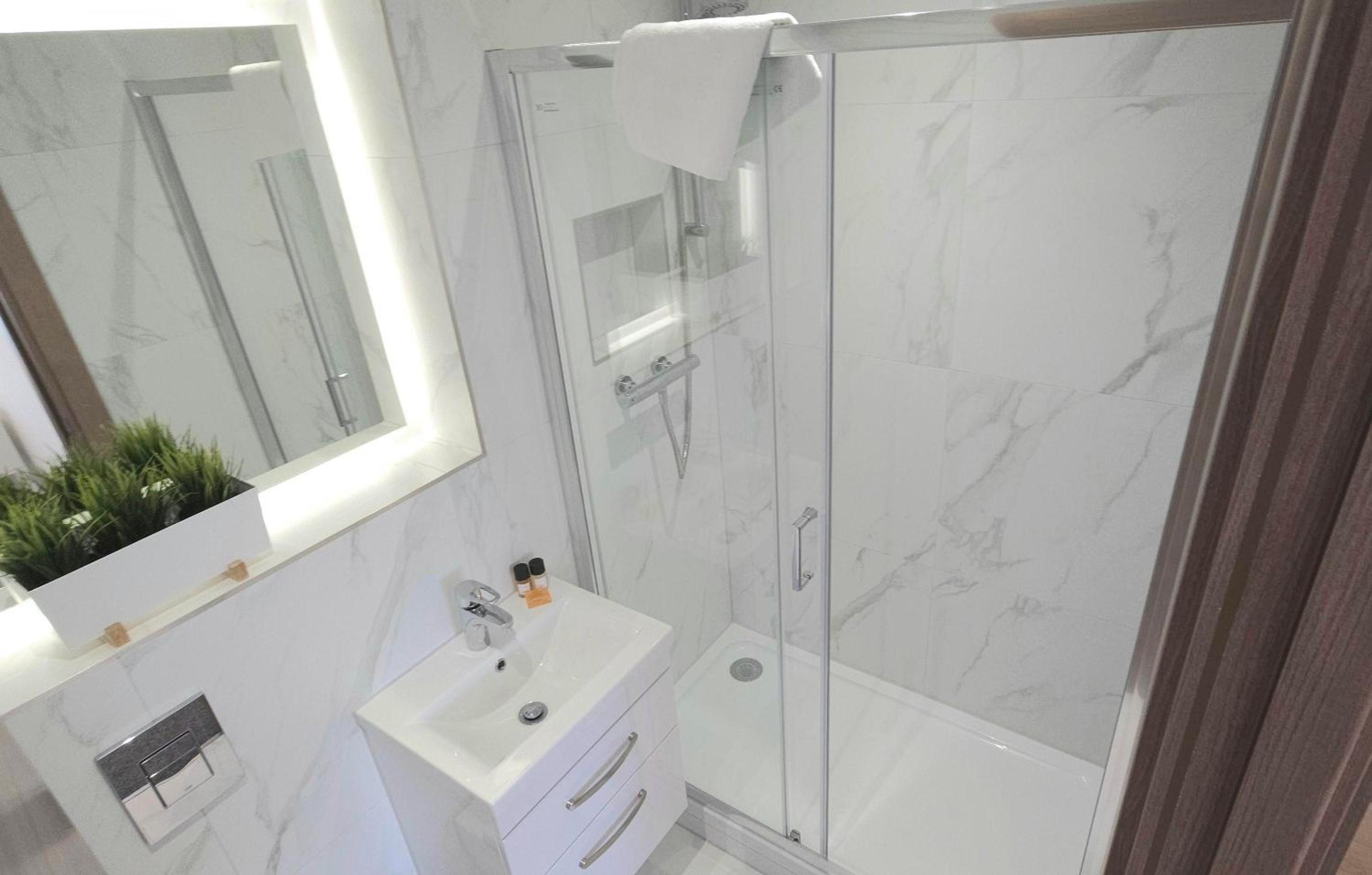 Roomspace Serviced Apartments - Harvest Lane