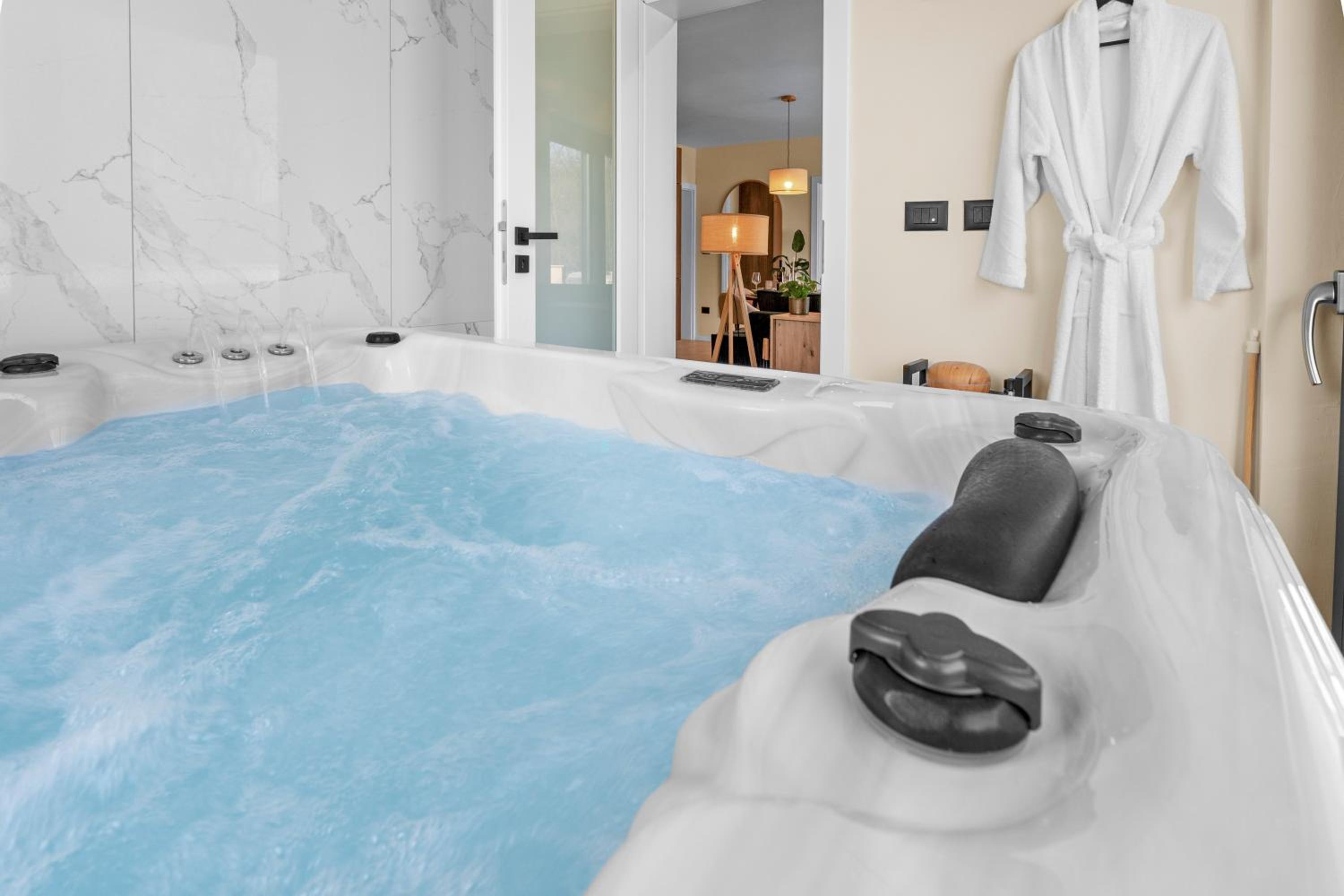 Charming Villa Harmonia with Heated pool and Indoor Jacuzzi surrounded by nature