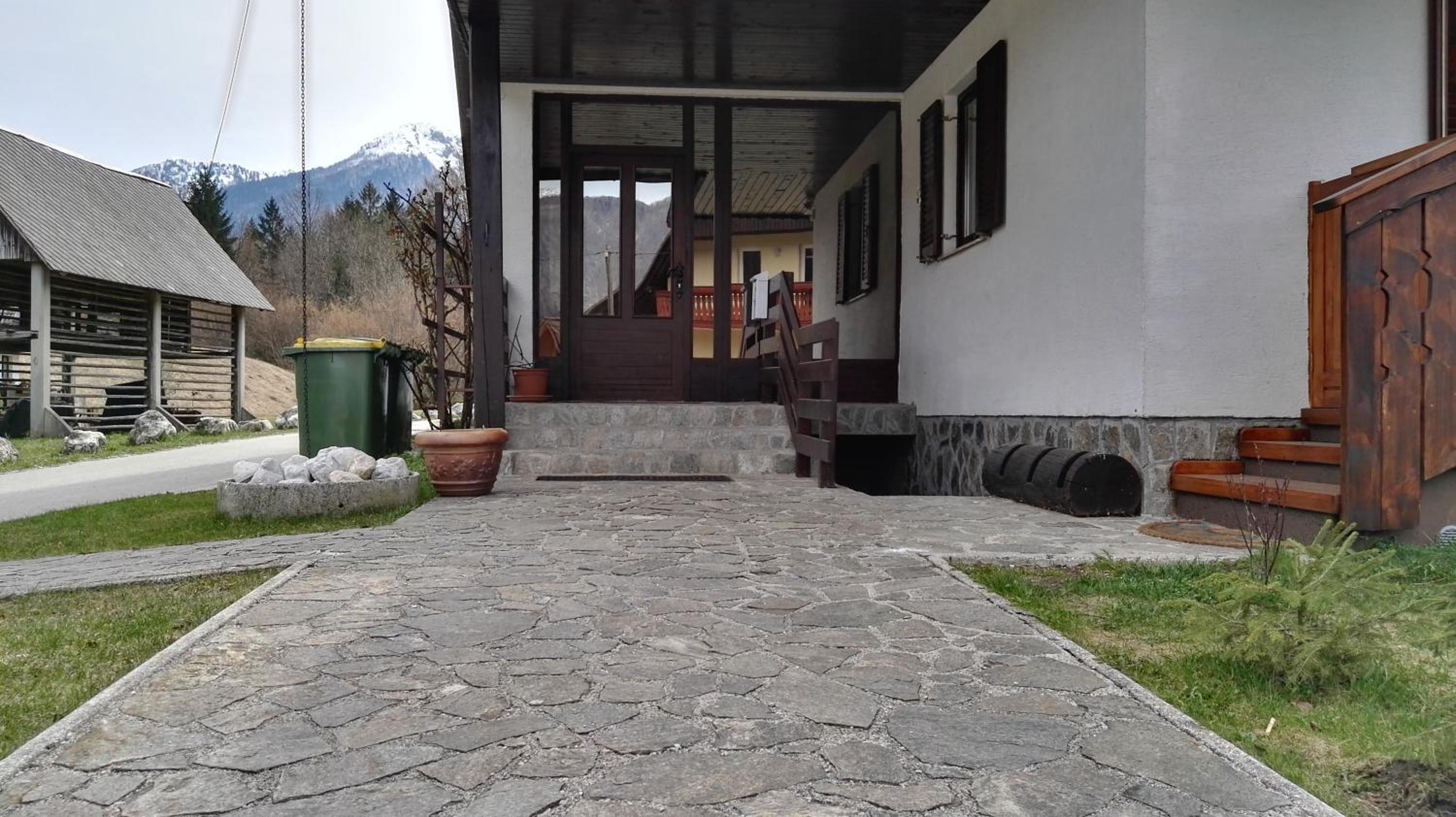 Photo 28