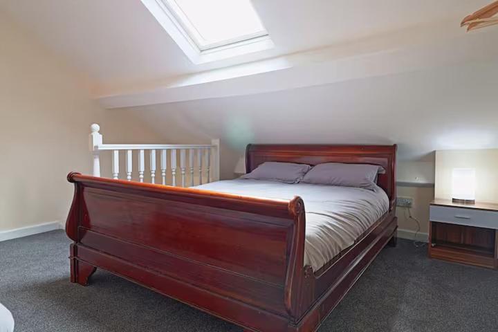 61 Moorfields city centre apartment sleeps 10