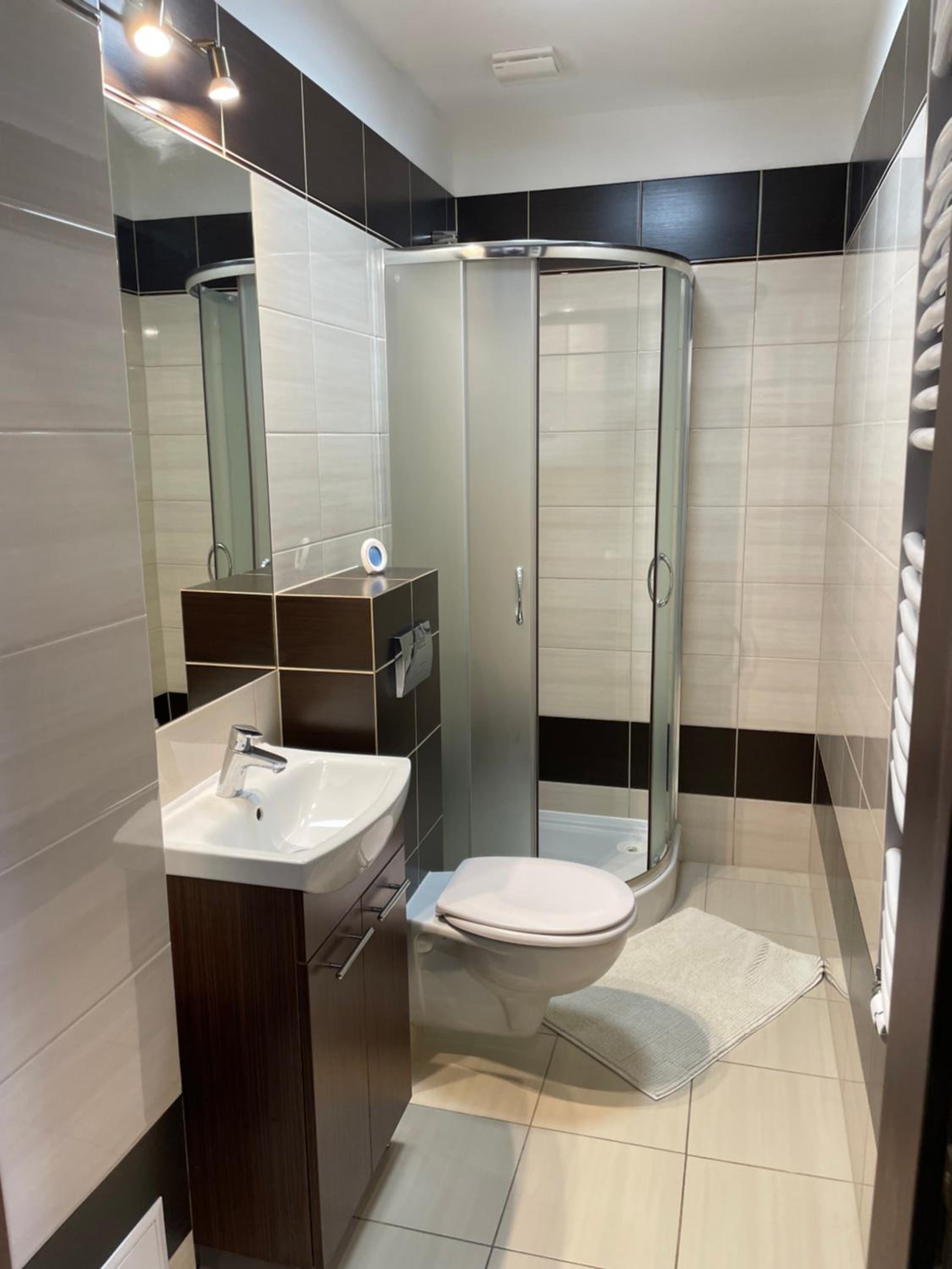 Pokoje i apartamenty nad Letniskową