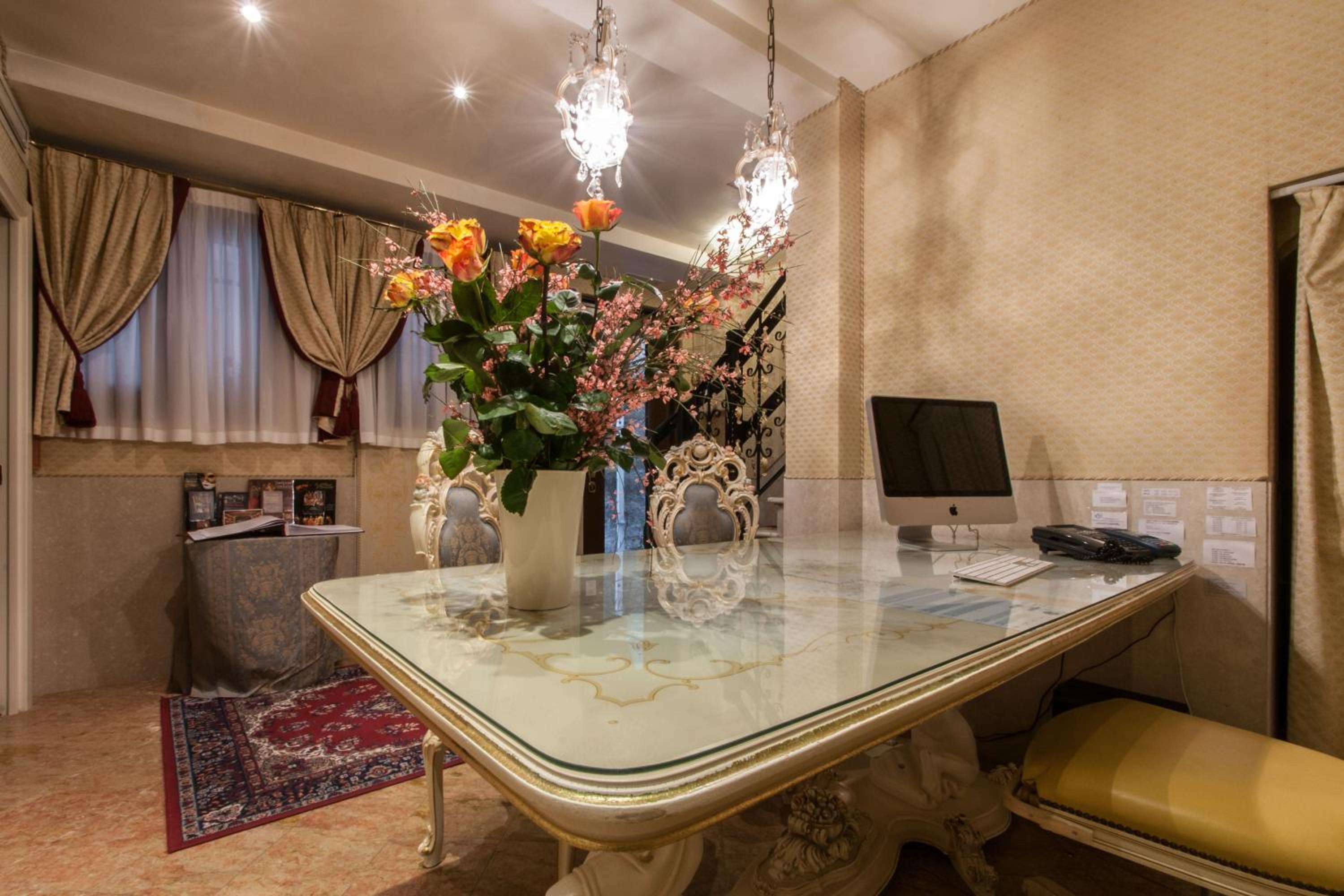 recepcion & lobby