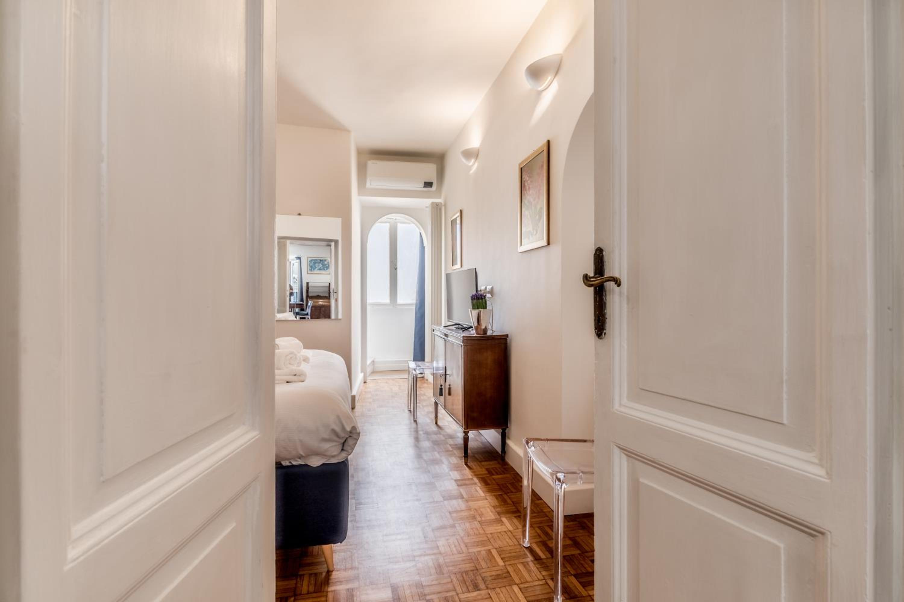 Spagna Suite Dream by Ghor