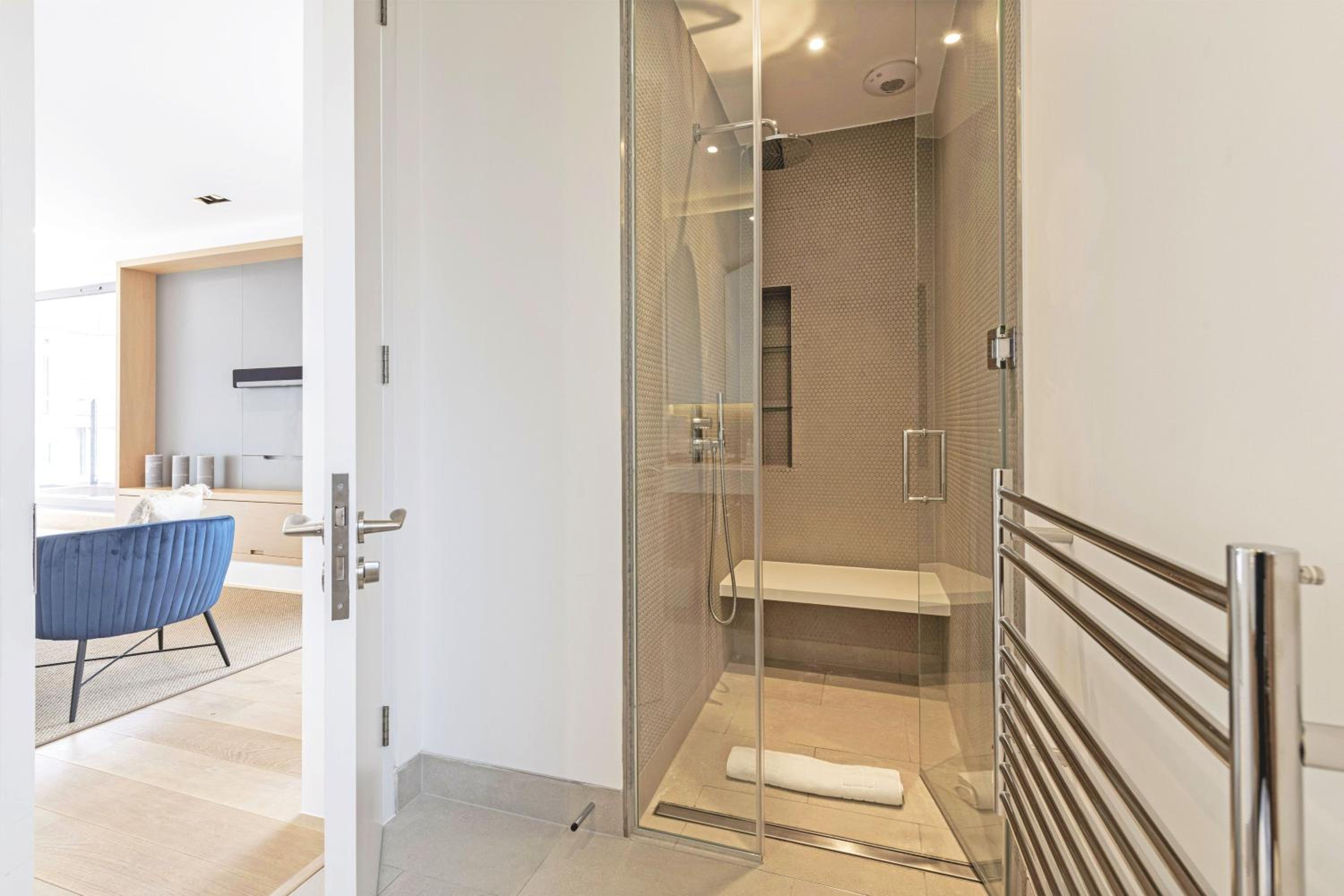 Accomodo London Waterloo - Luxury & Spacious Triplex Penthouse on Southbank