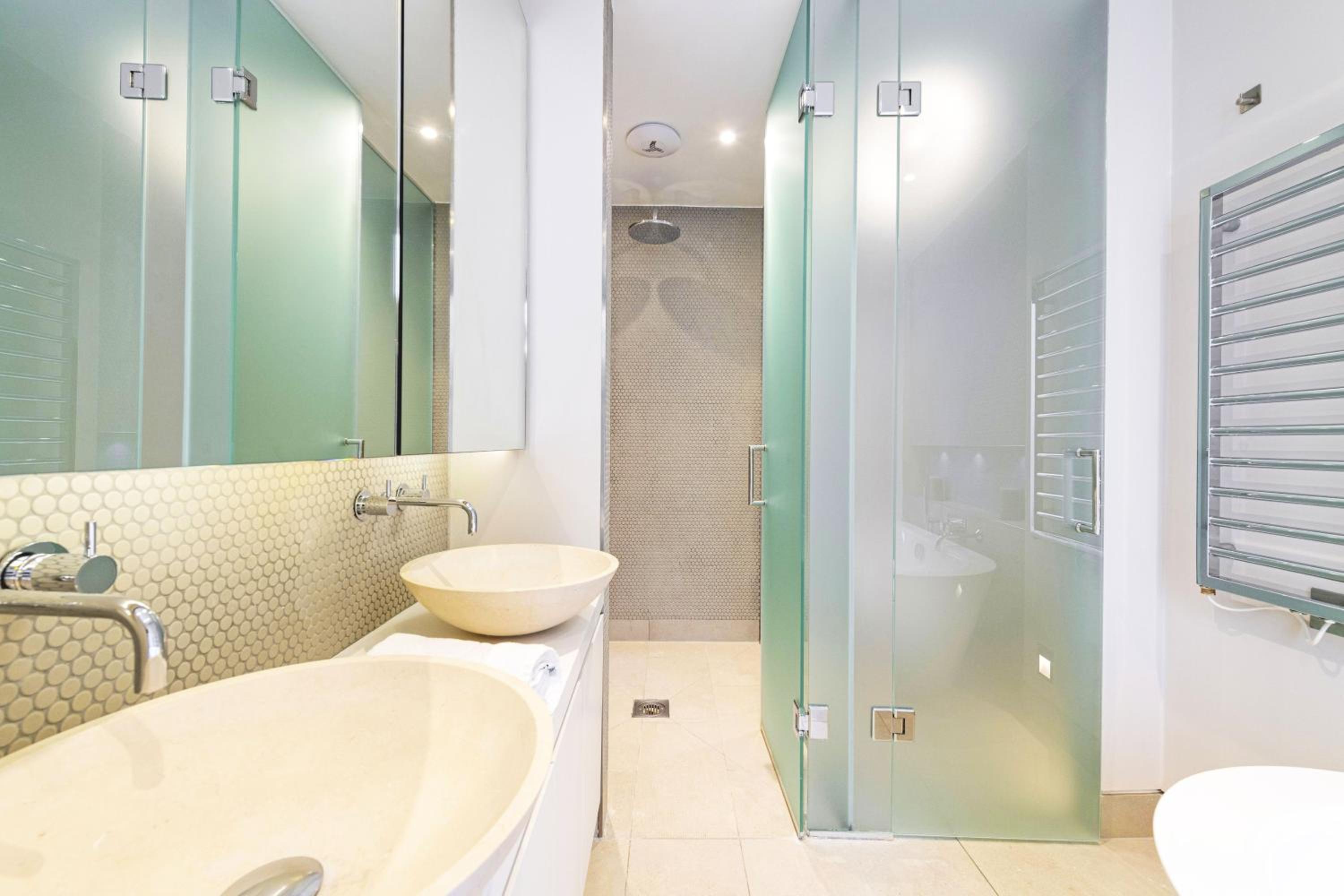 Accomodo London Waterloo - Luxury & Spacious Triplex Penthouse on Southbank