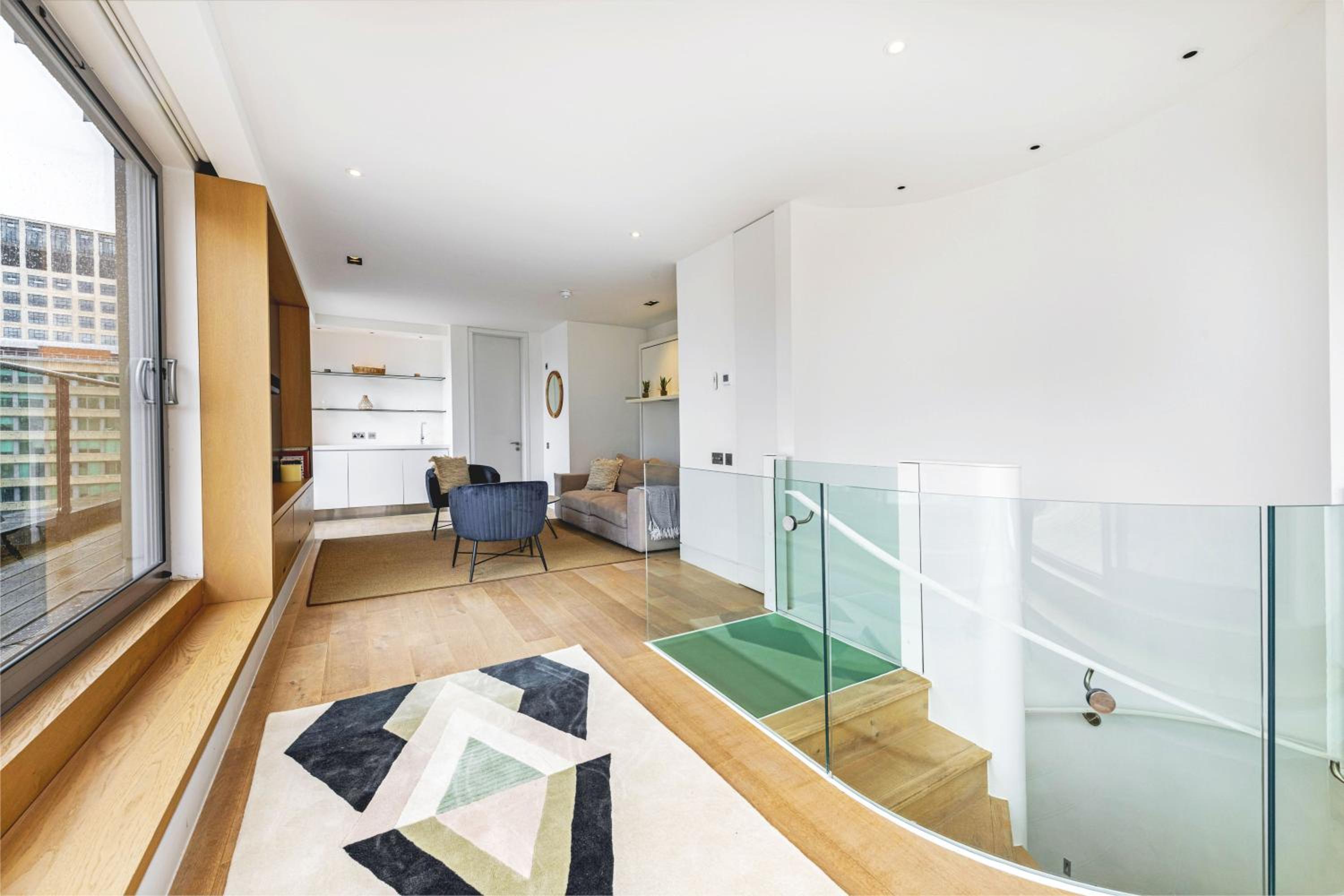 Accomodo London Waterloo - Luxury & Spacious Triplex Penthouse on Southbank