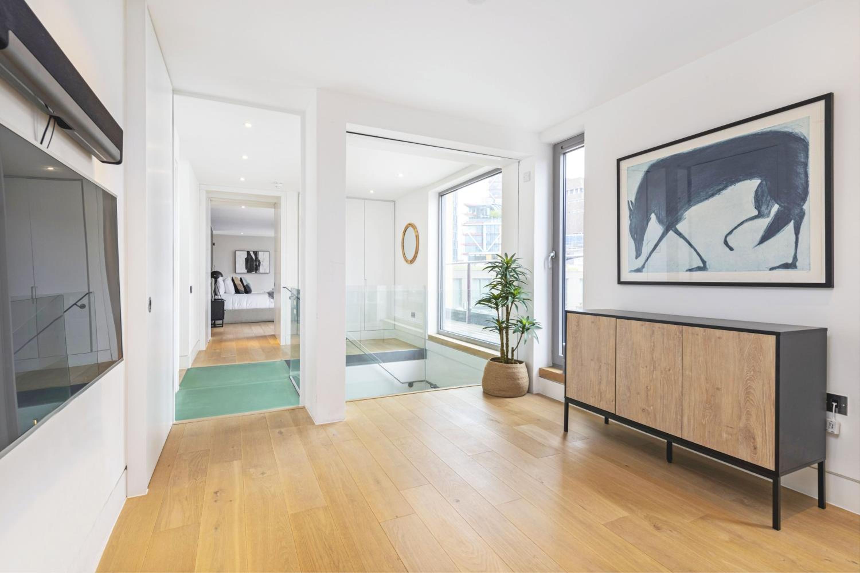 Accomodo London Waterloo - Luxury & Spacious Triplex Penthouse on Southbank