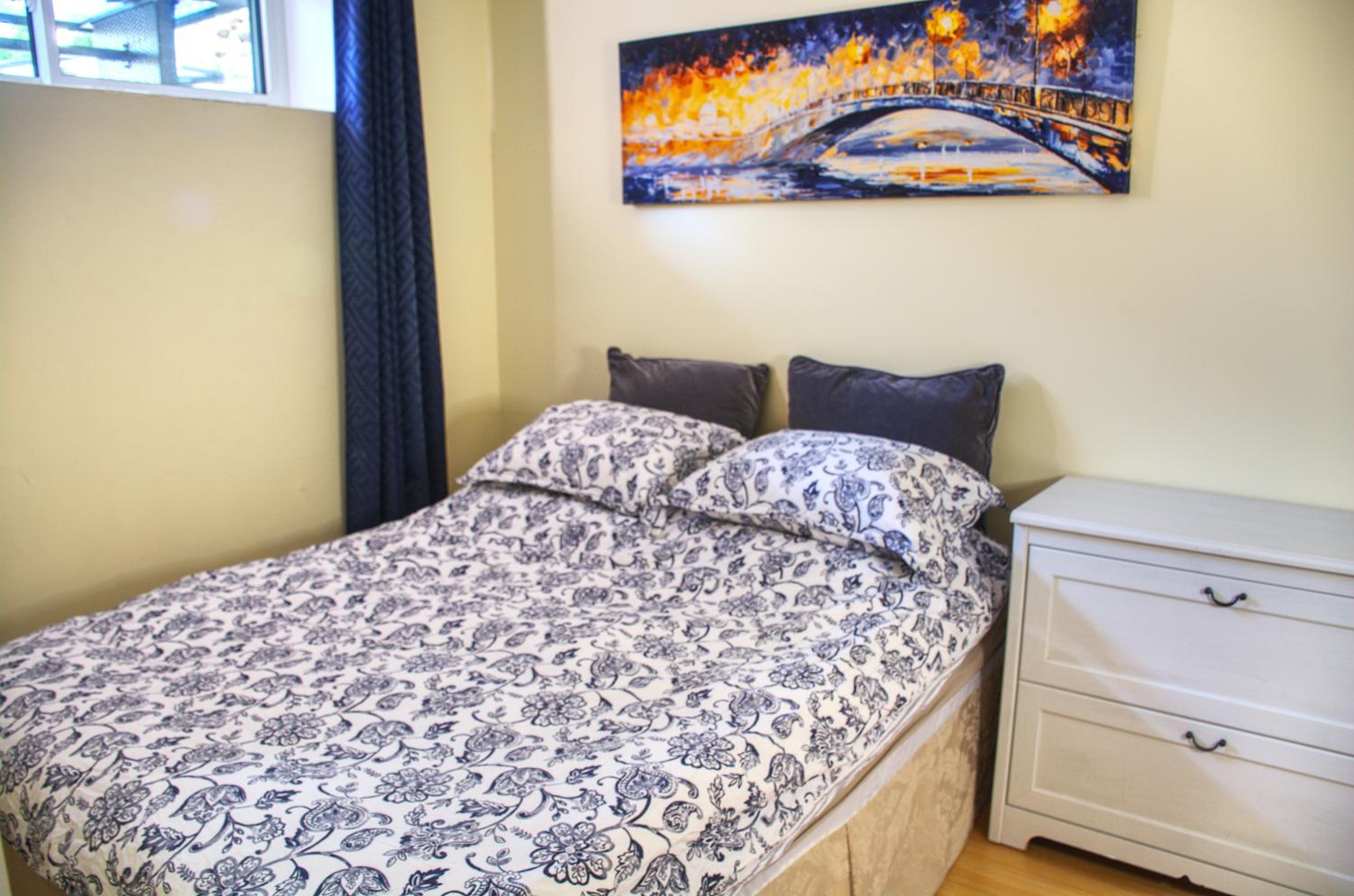Calm, cozy, urban, family-friendly stay