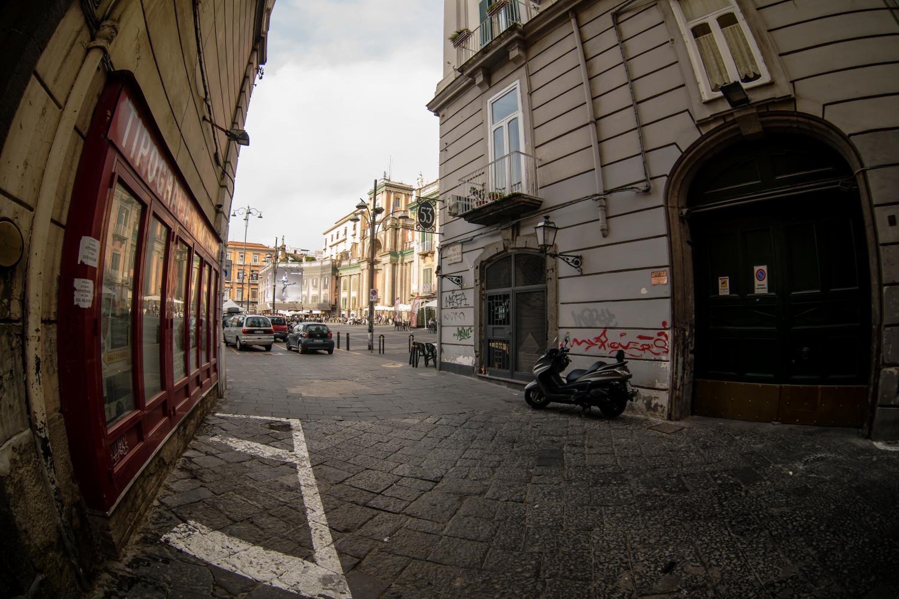 Le 4 Stagioni Dante's Suites H Napoli Centro, by ClaPa Group