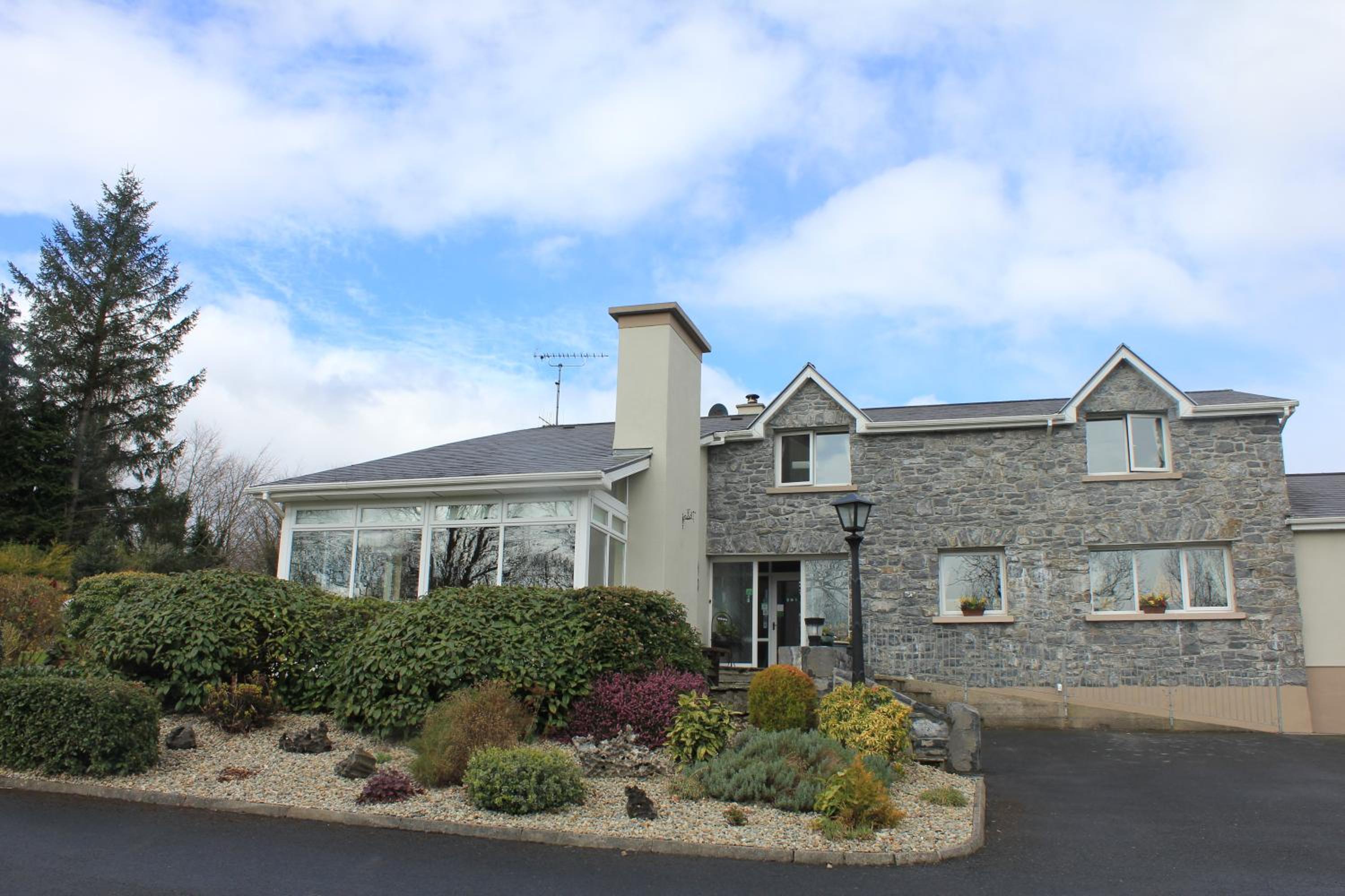 Carrowntober House B & B