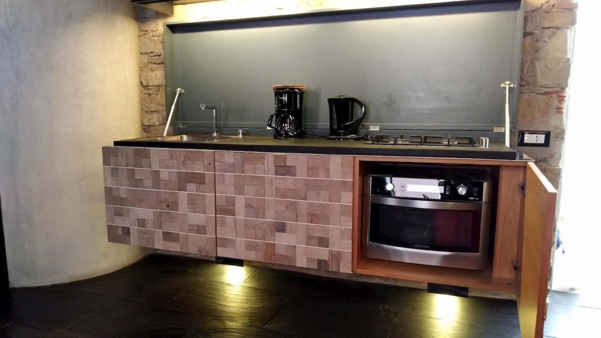 HOST4U - BACcIADONNE Cozy Modern OpenSpace in Civezza