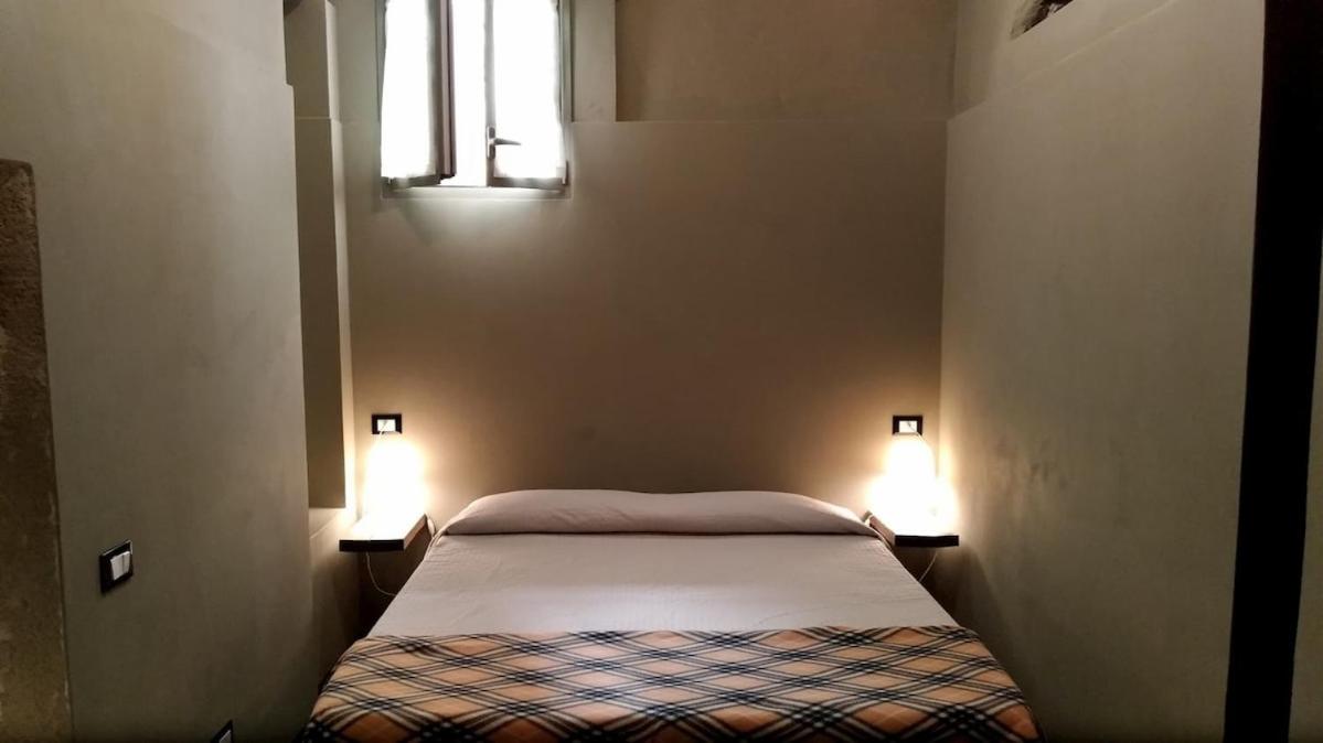 HOST4U - CASA A VOLTE tipica casa di Villaggio Ligure a Civezza