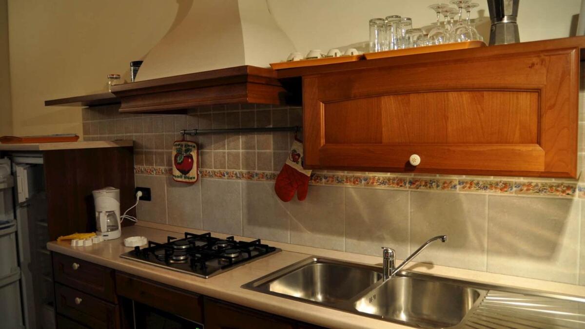 HOST4U - LOGGIA SUL FAUDO Appartamento con Terrazza vista Mare & Montagne a Civezza