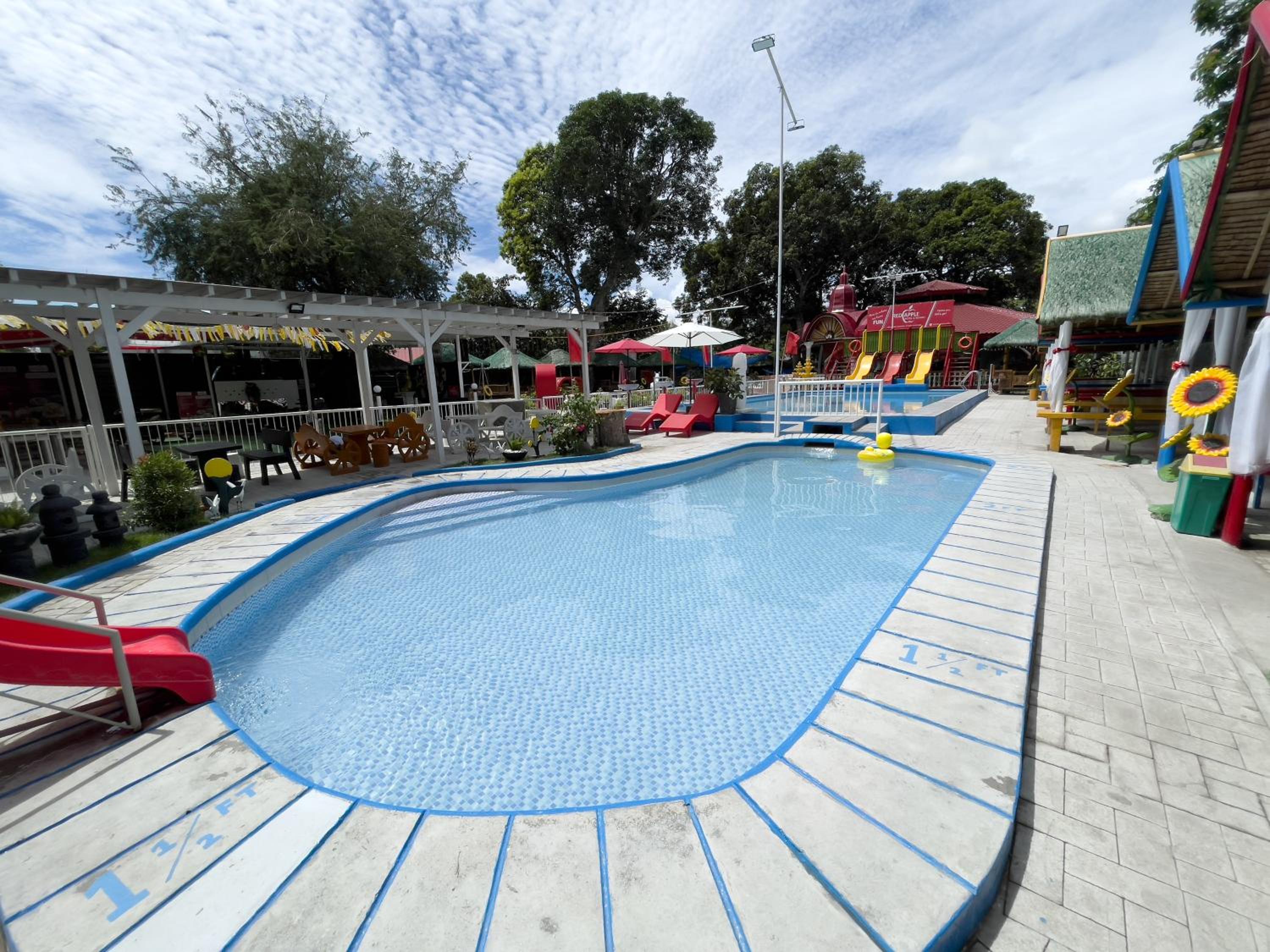 Red Apple Hotel and Resort San Juan Batangas