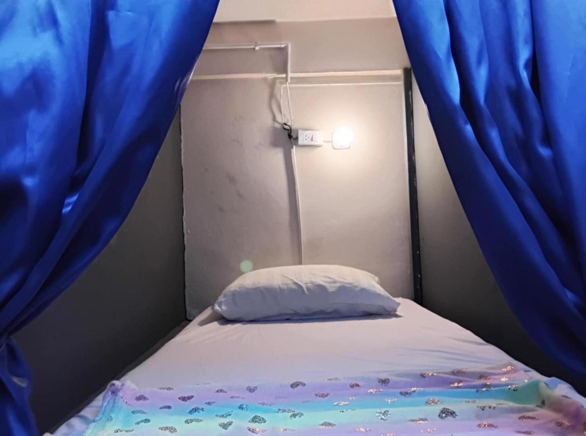 Hostel 24 Backpackers