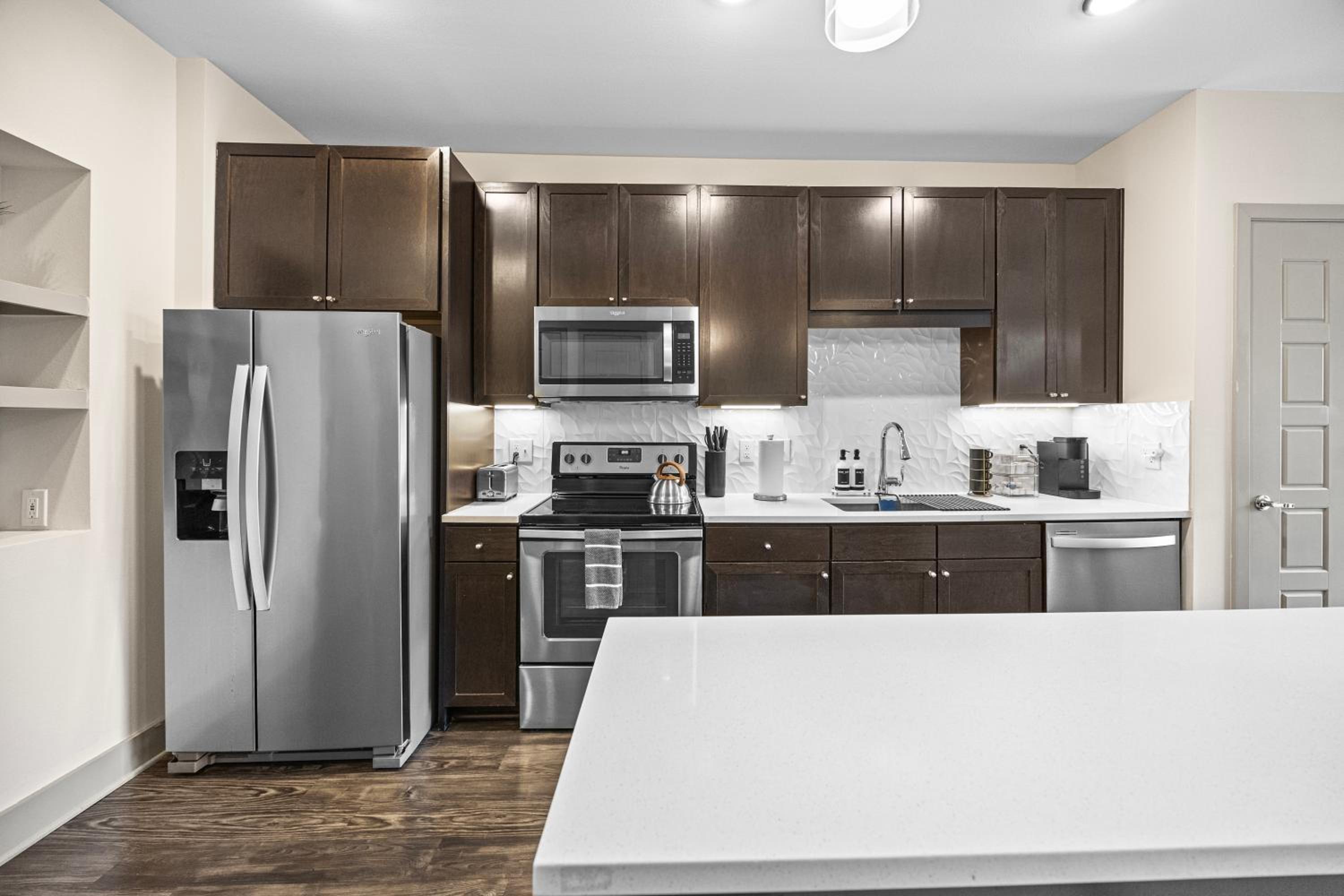 Serene Frisco Apt with Pool and Gym