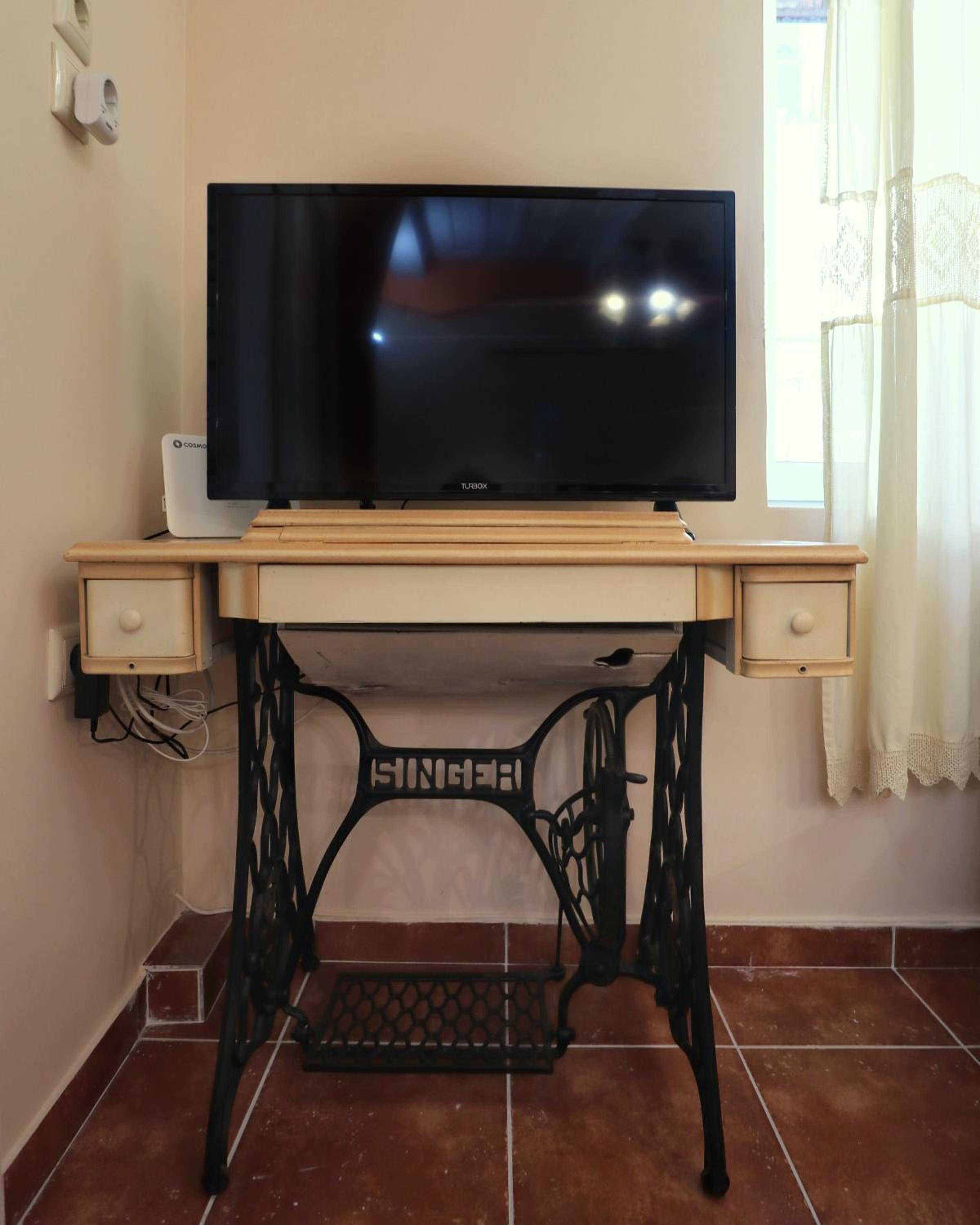 Photo 9