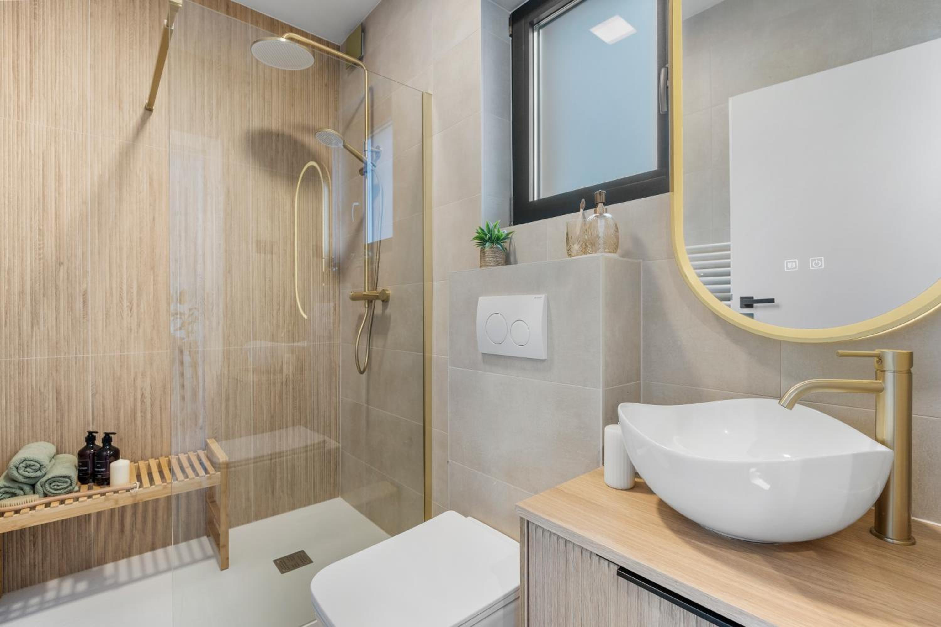 Charming Villa Harmonia with Heated pool and Indoor Jacuzzi surrounded by nature
