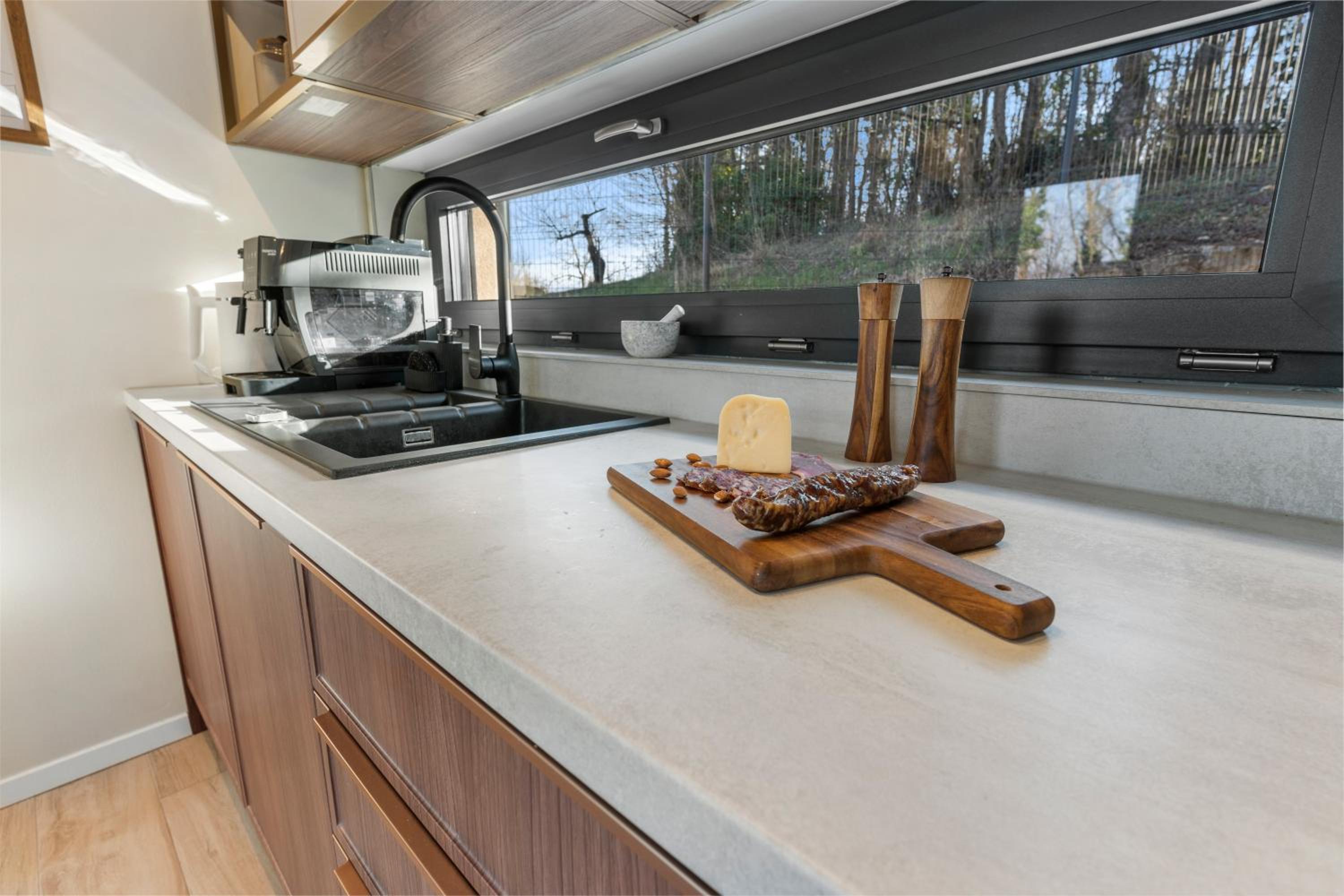 Charming Villa Harmonia with Heated pool and Indoor Jacuzzi surrounded by nature