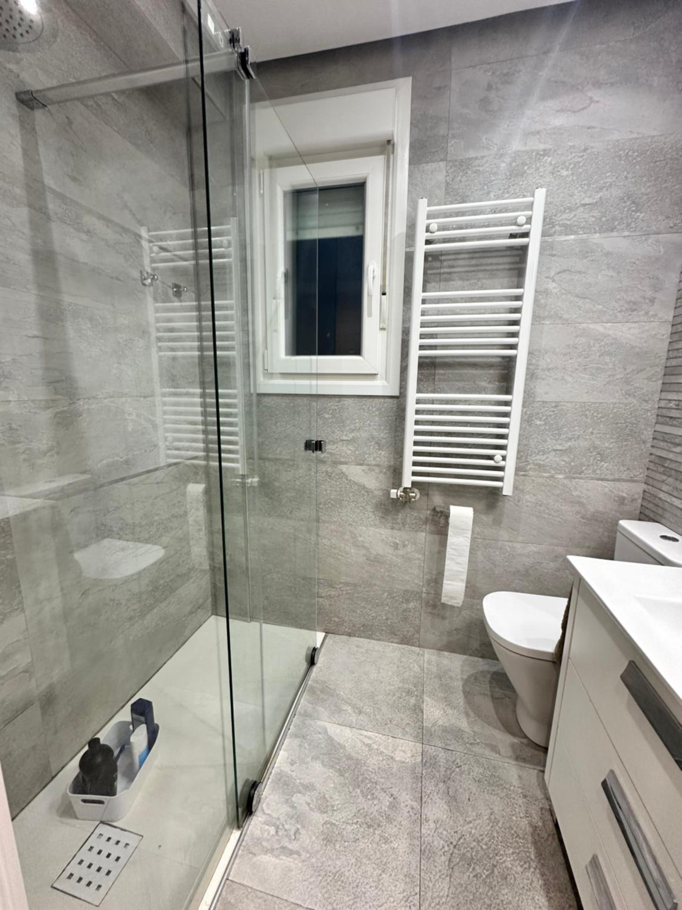 Encantador apartamento en el CENTRO de Bilbao con PARKING opcional