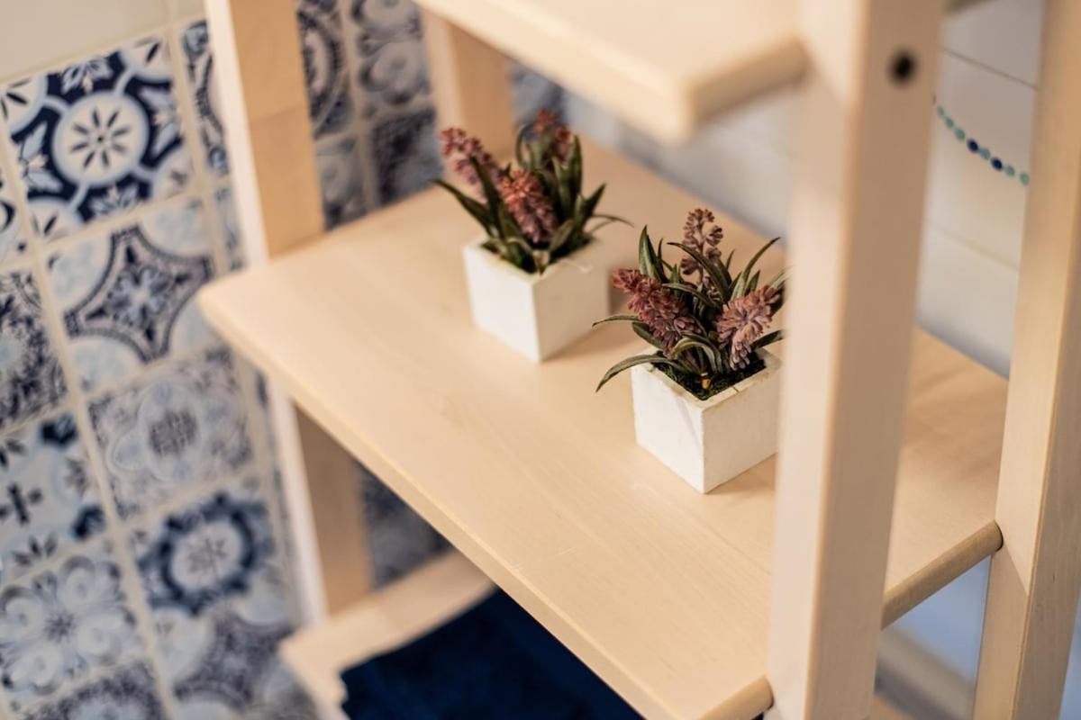 Lavanda Lake View Studio