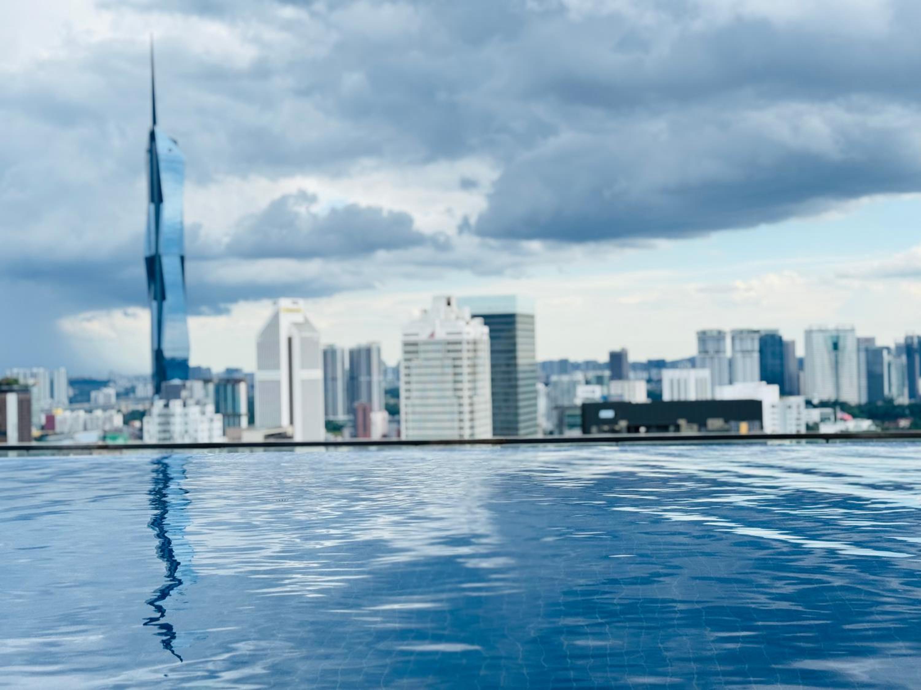 XING LUN KLCC The Colony Infinitum