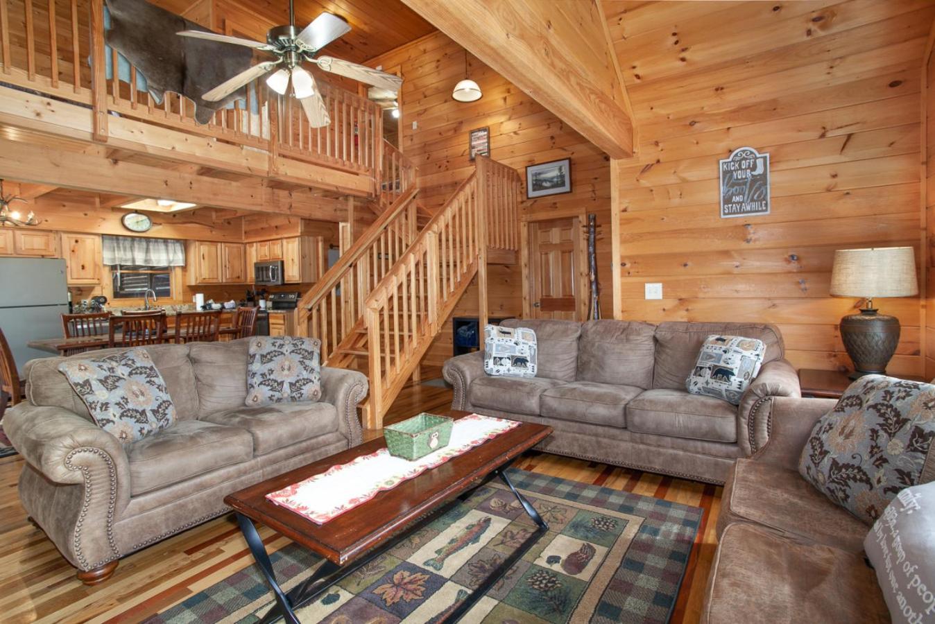 Smoky Mountain Gem MTN View Hot Tub Grill