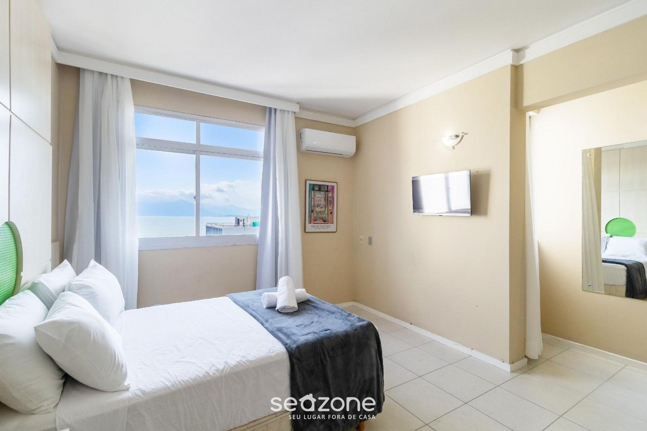 Enjoy Floripa with a sea view! RAH1019