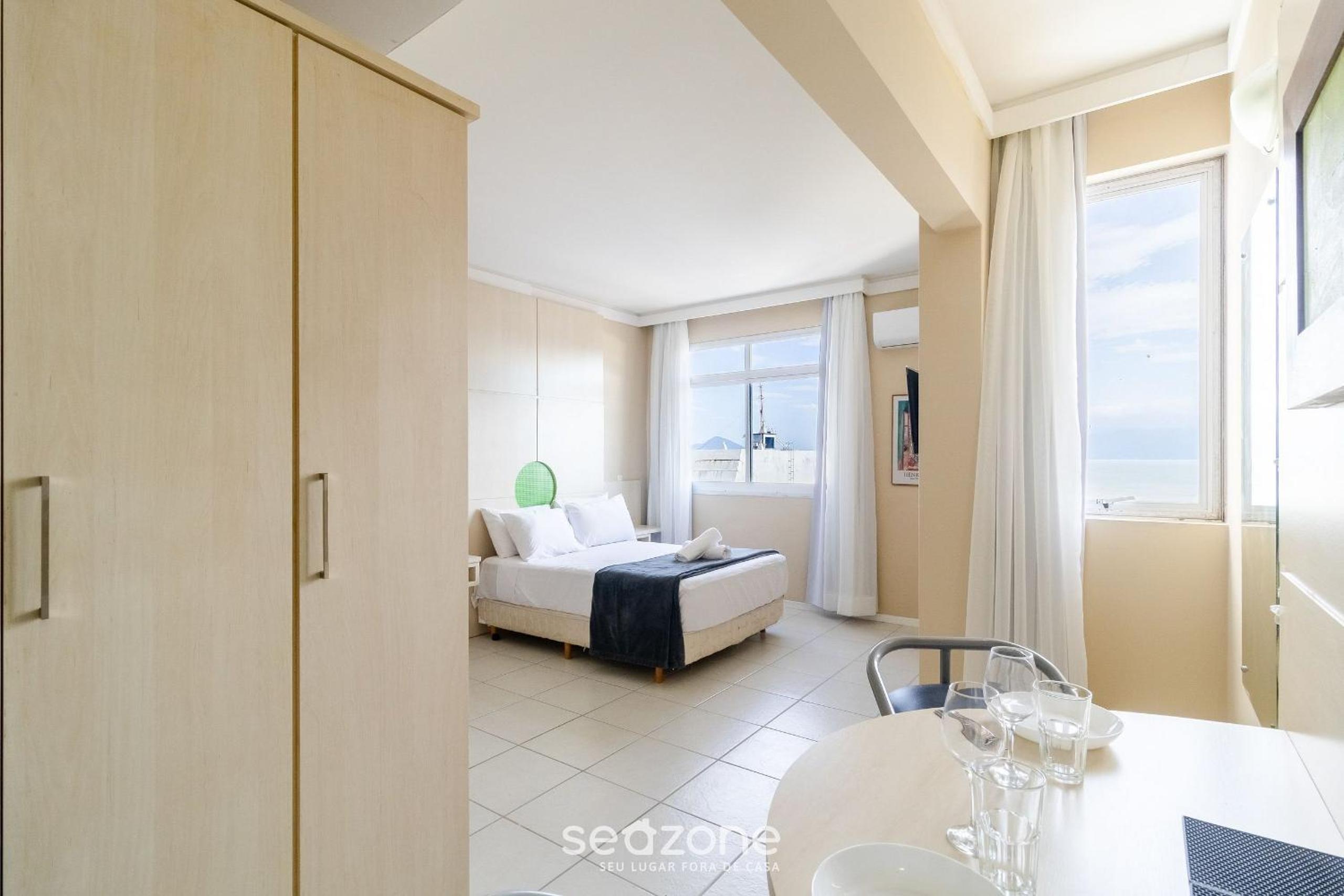 Enjoy Floripa with a sea view! RAH1019