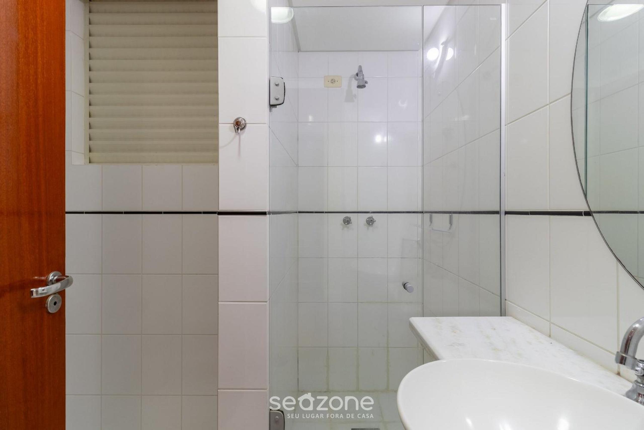 Enjoy Floripa with a sea view! RAH1019