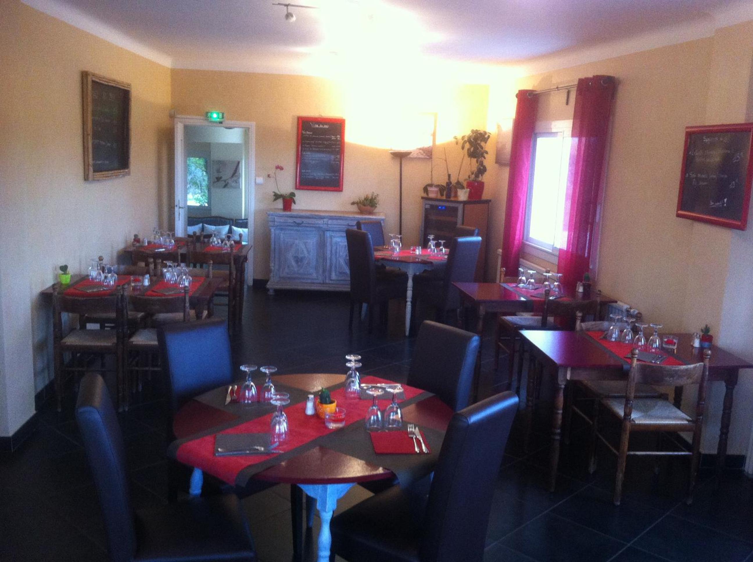 restaurant