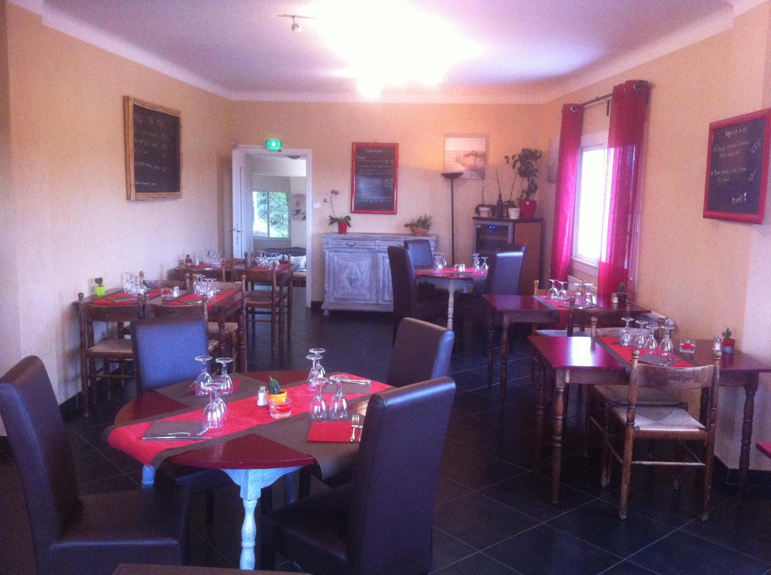 restaurant