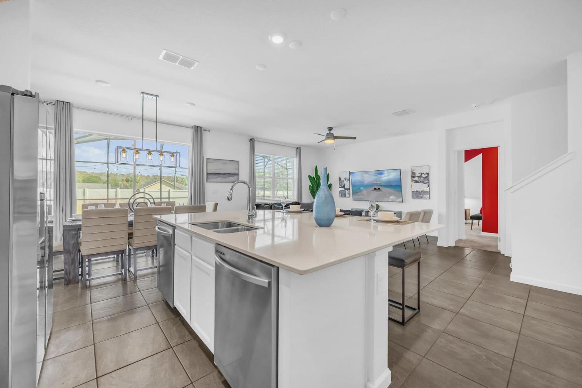 Upstay Vibrant Home w Themed Rooms Pool & Games