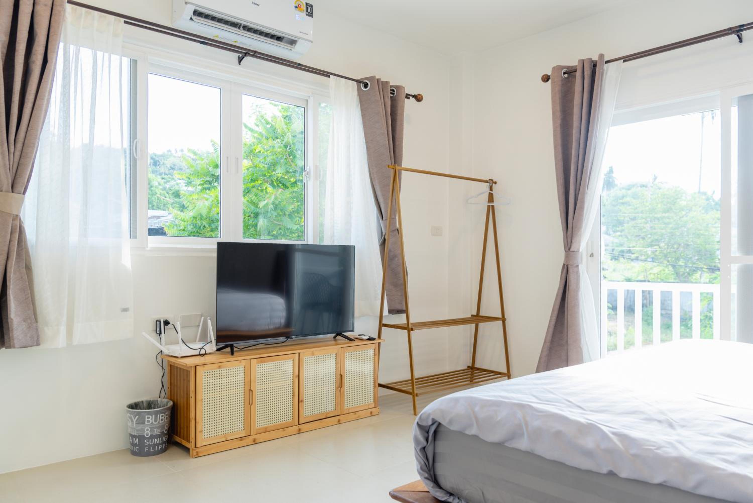 Sunny's Cozy Home