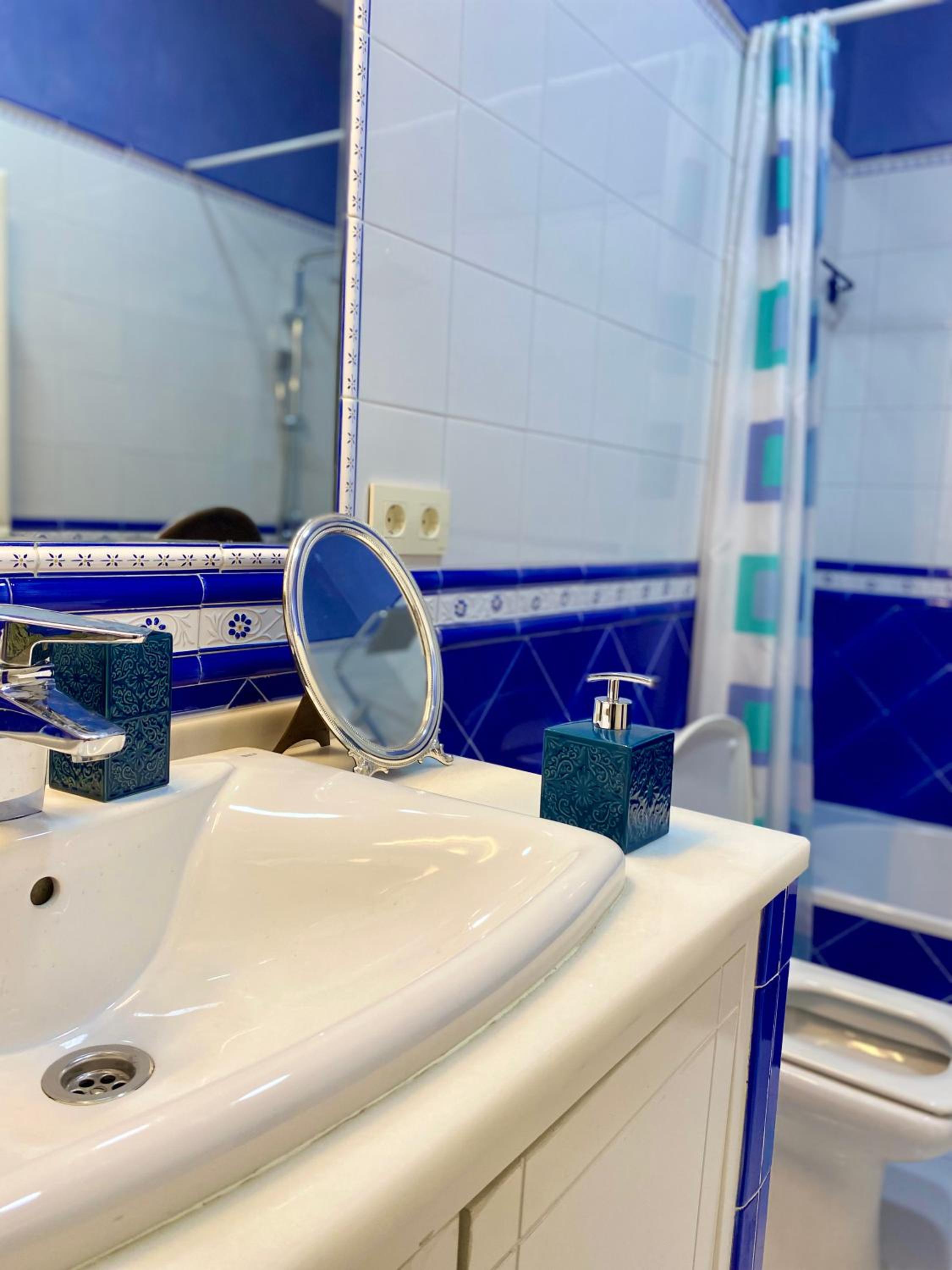 Santa Cruz - Luxurious City Center Boutique Apartment - FREE PARKING