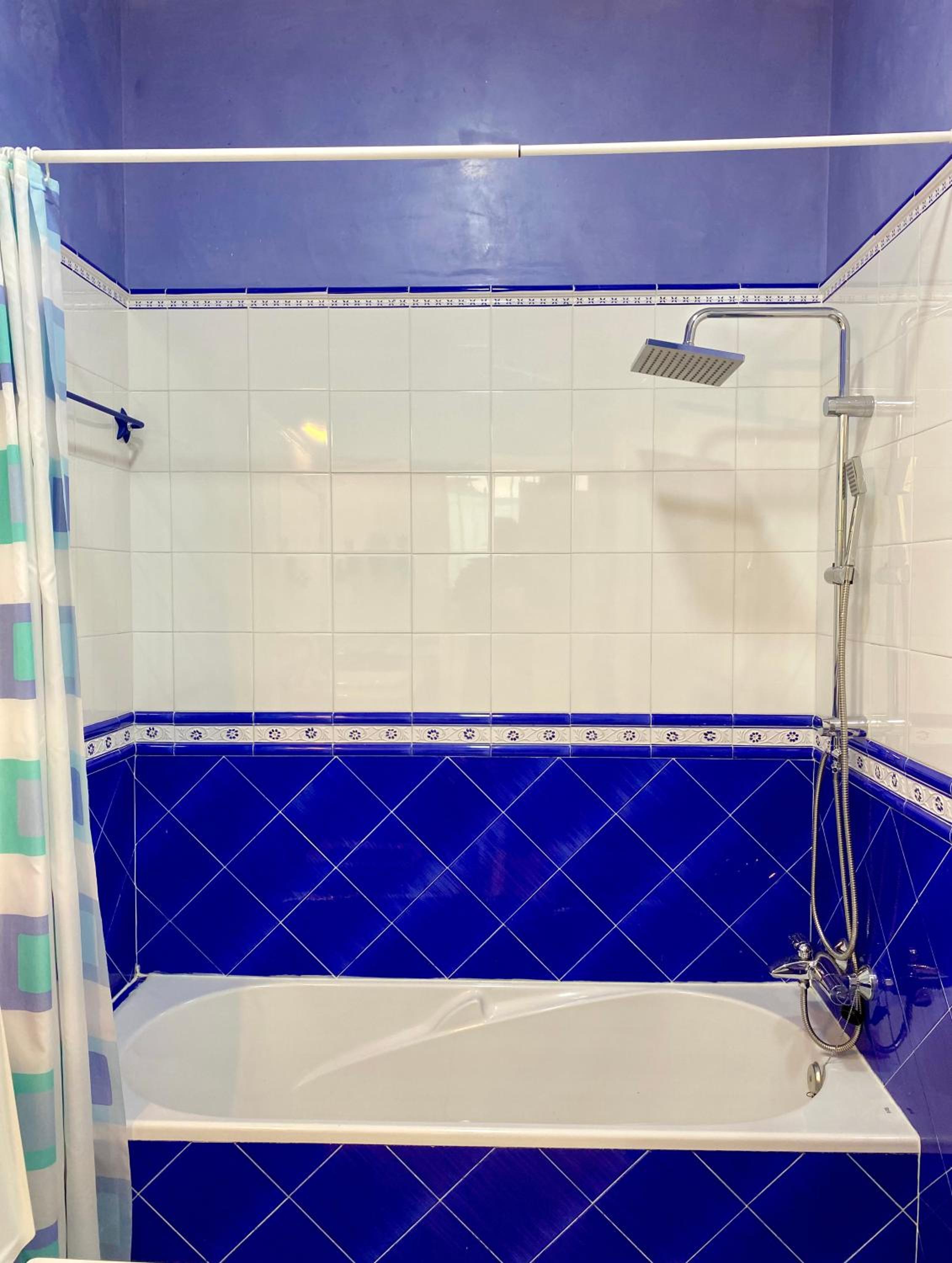 Santa Cruz - Luxurious City Center Boutique Apartment - FREE PARKING