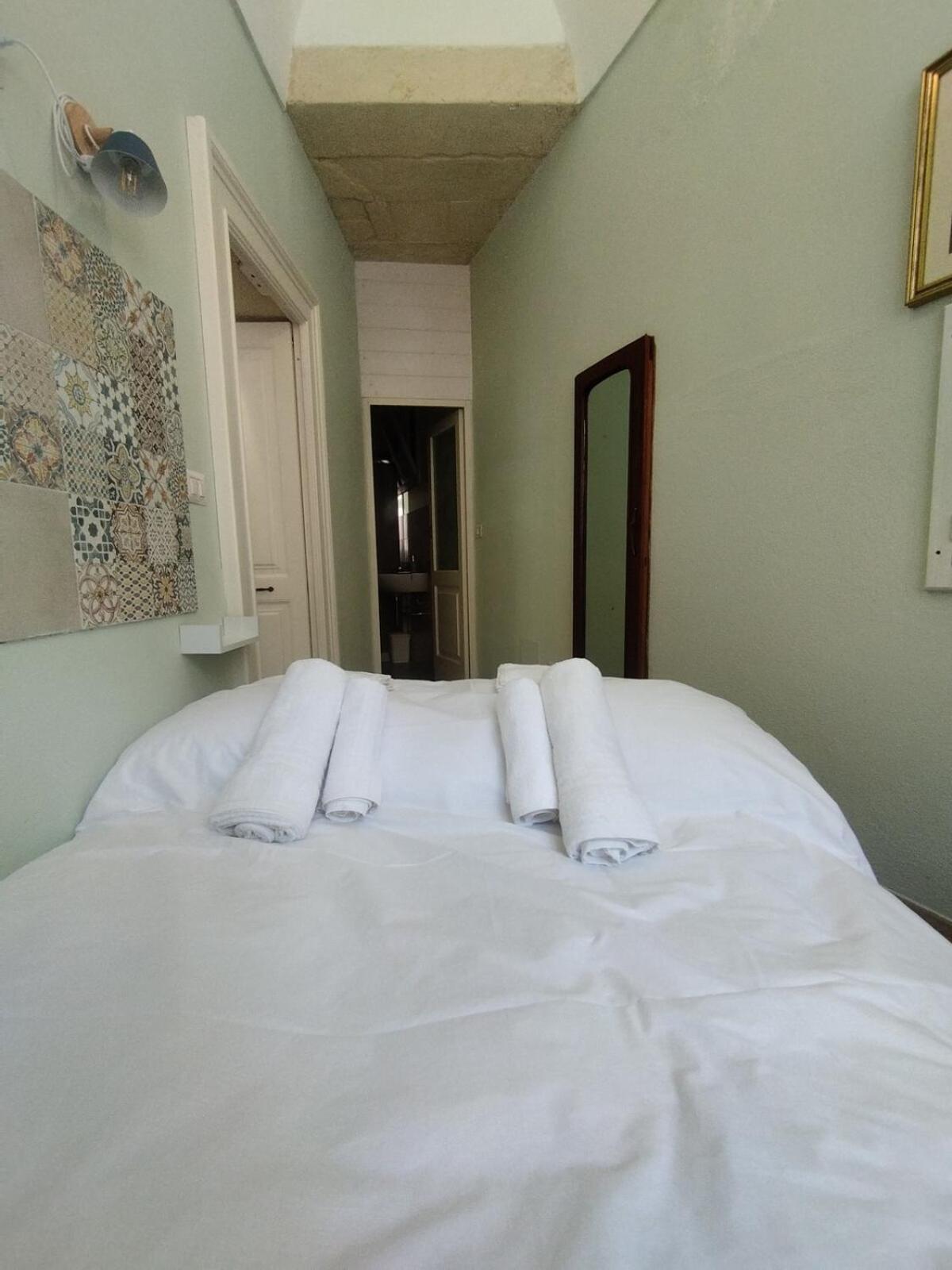 Quiet Apartment in Lecce Old Town with private entrance