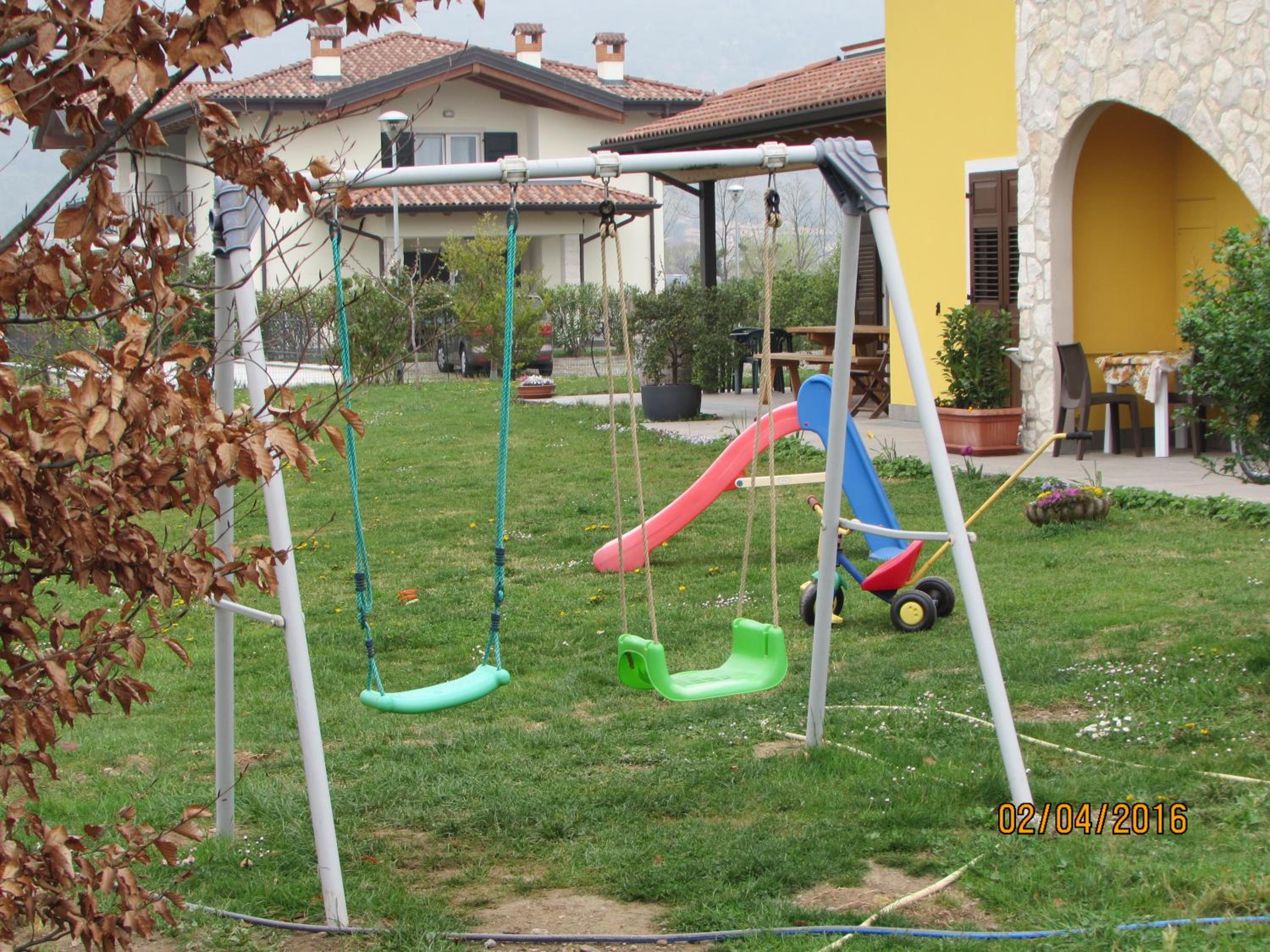 Photo 56