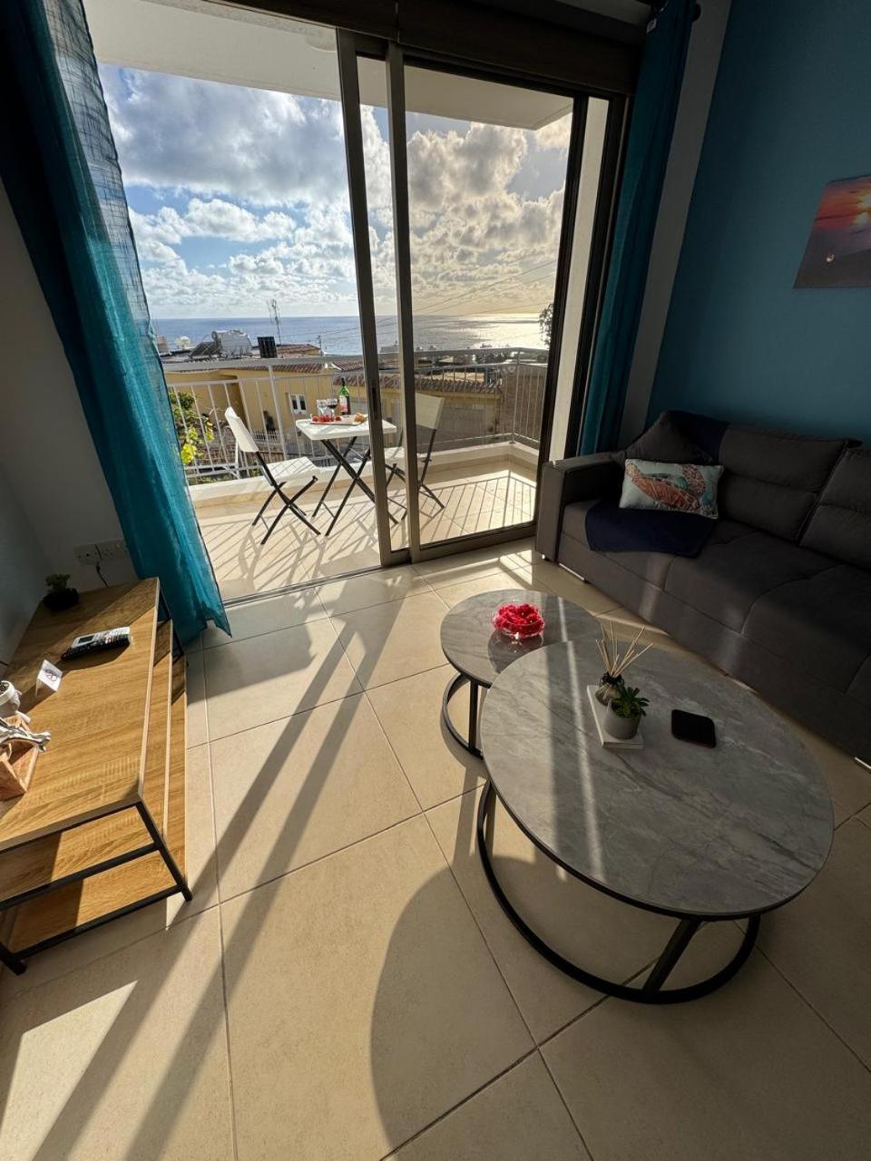 Kissonerga Sea Breeze Apartments Panoramic Ocean View