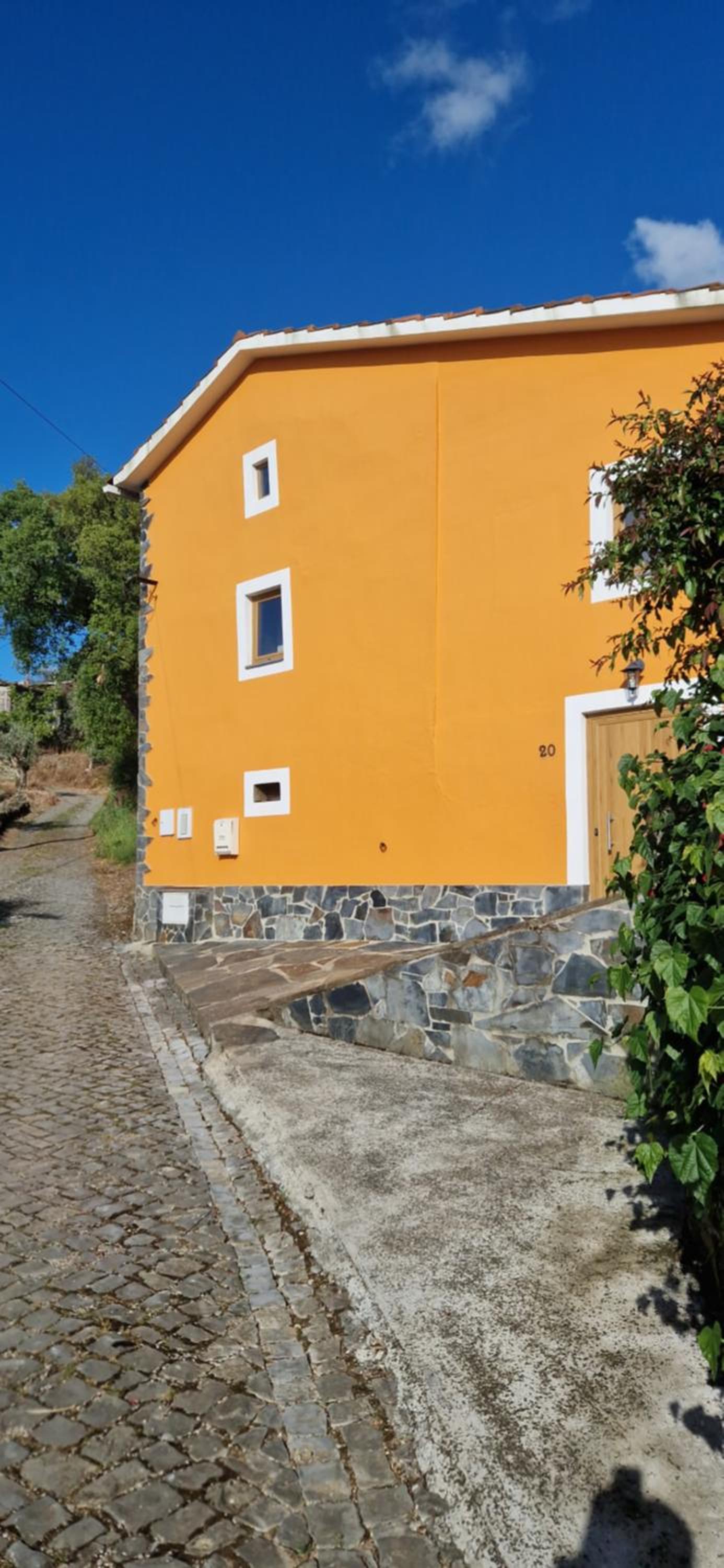 Your Idyllic Countryside Getaway
