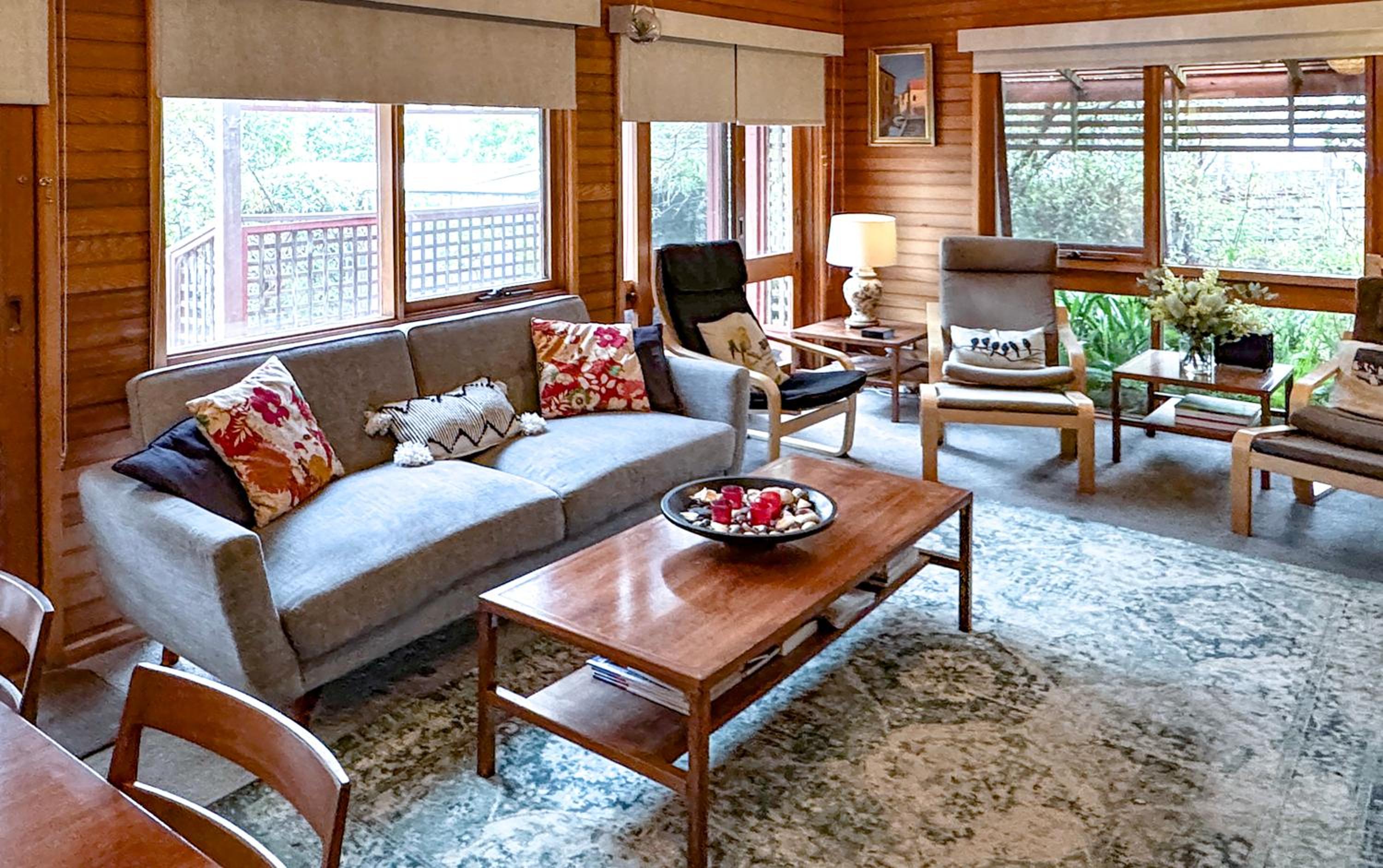 Anchorage Cottage Ventnor, Phillip Island - pet friendly, free WiFi, linen included