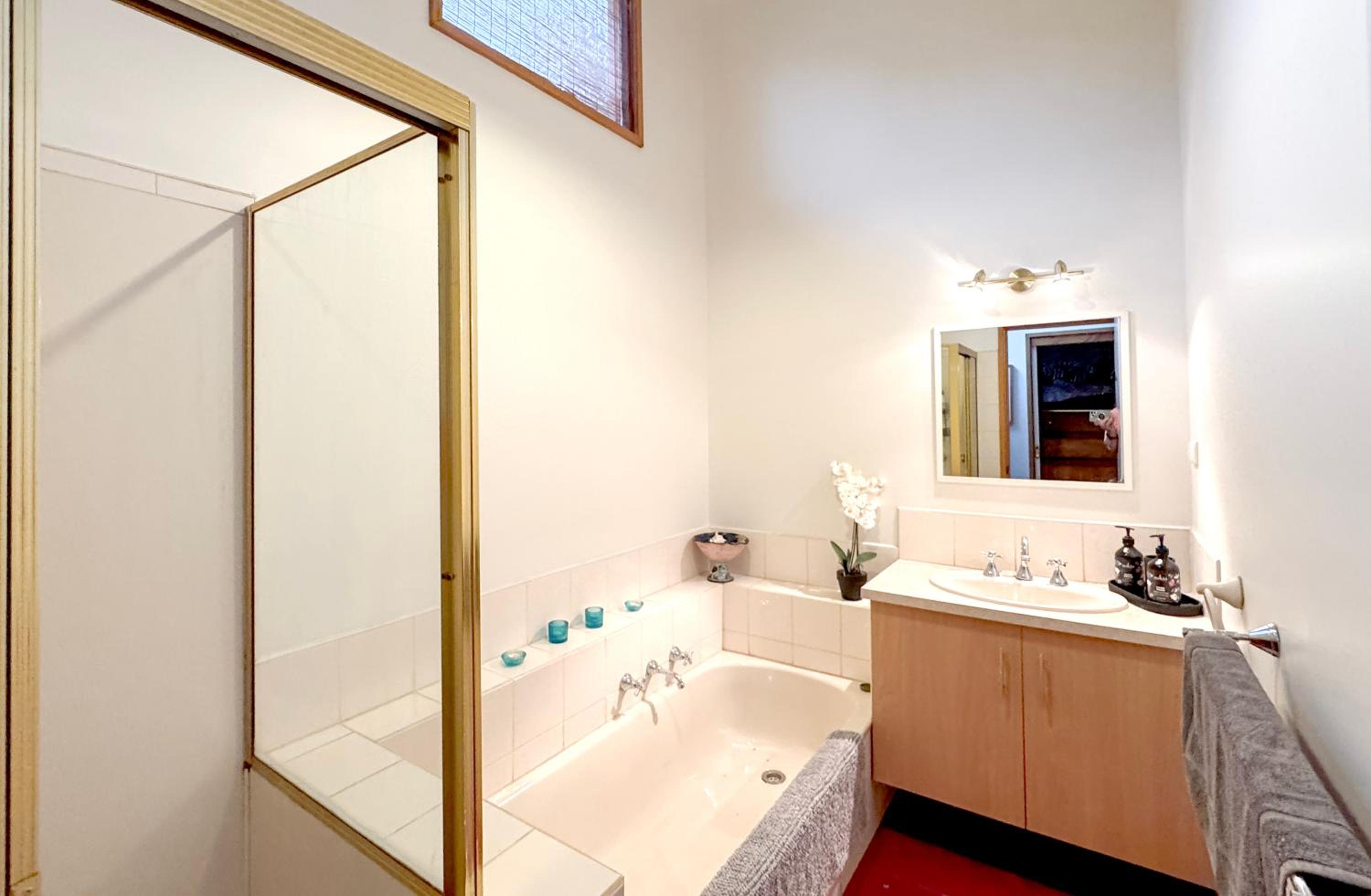 Anchorage Cottage Ventnor, Phillip Island - pet friendly, free WiFi, linen included