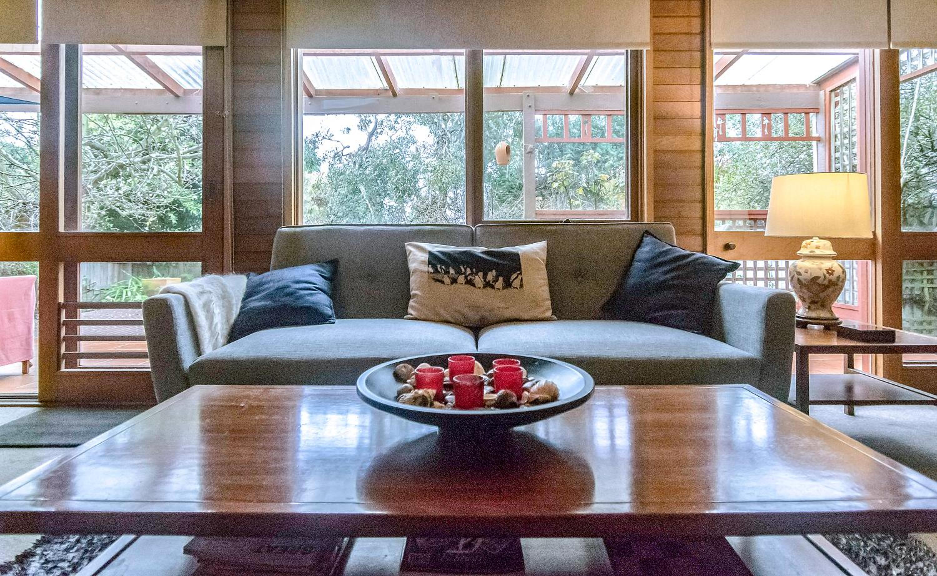 Anchorage Cottage Ventnor, Phillip Island - pet friendly, free WiFi, linen included