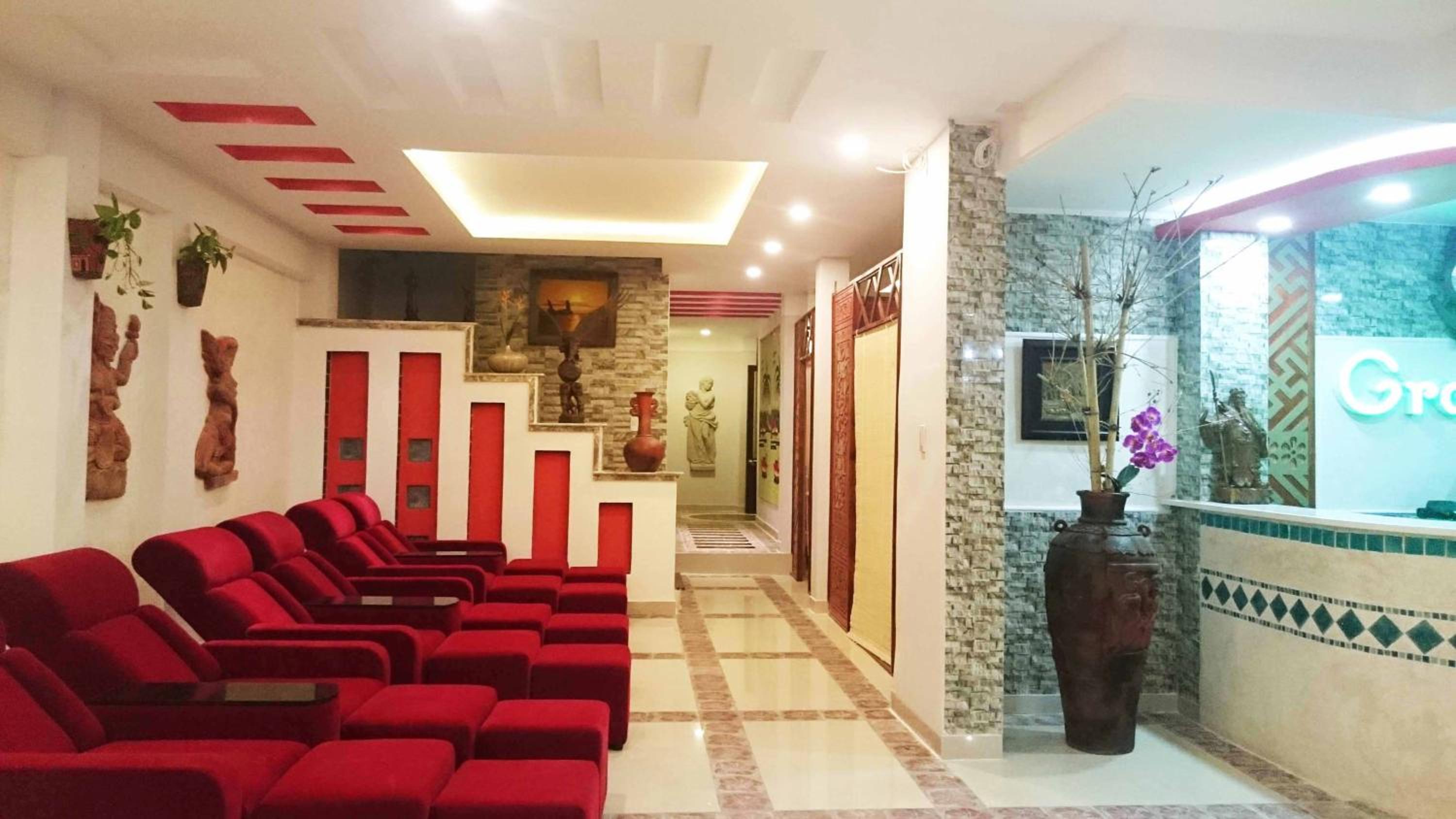 Green Hill Resort and Spa