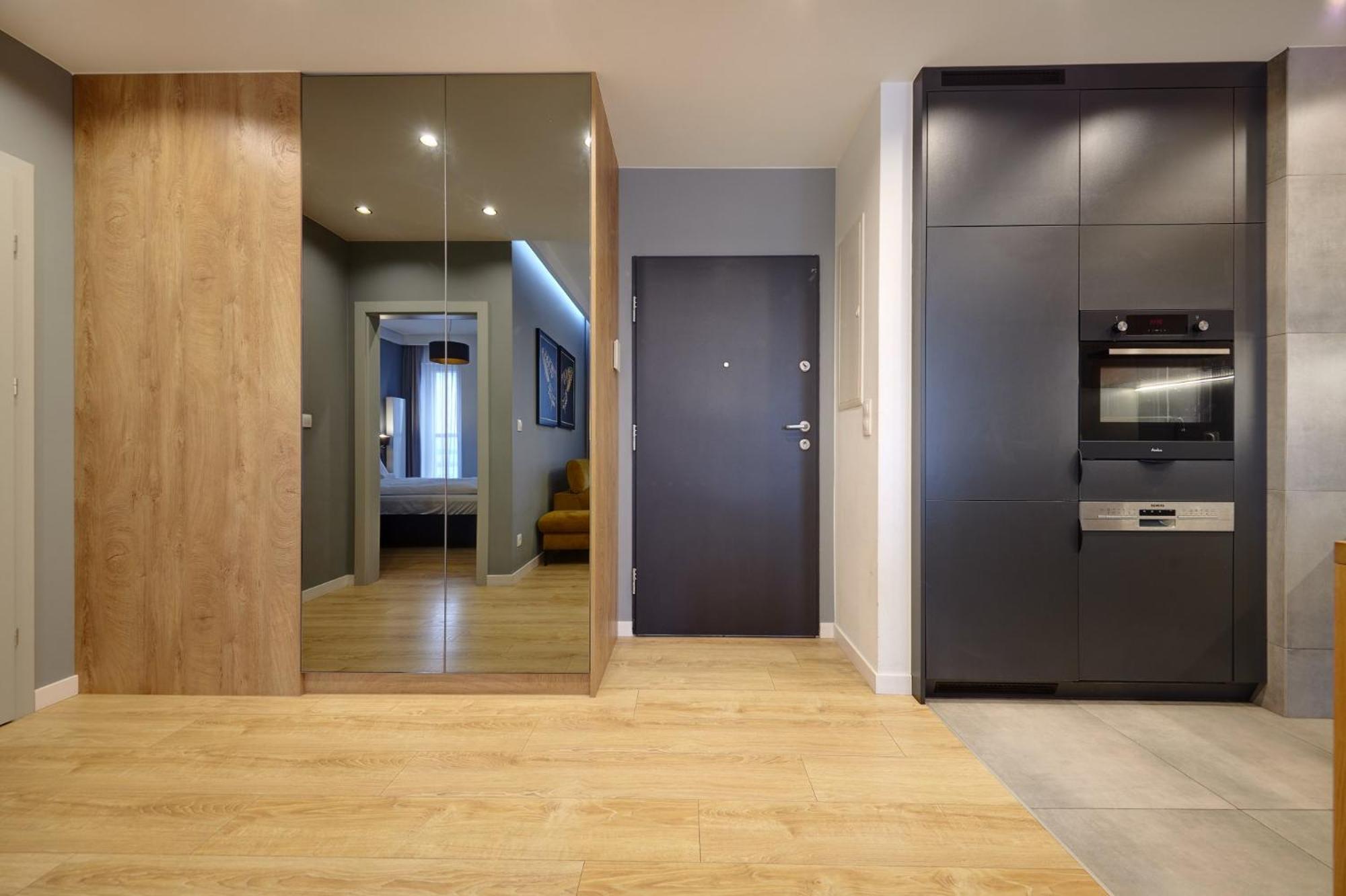 Urban Chic - Sokolska 30 Towers - One Bedroom Apartment - S59